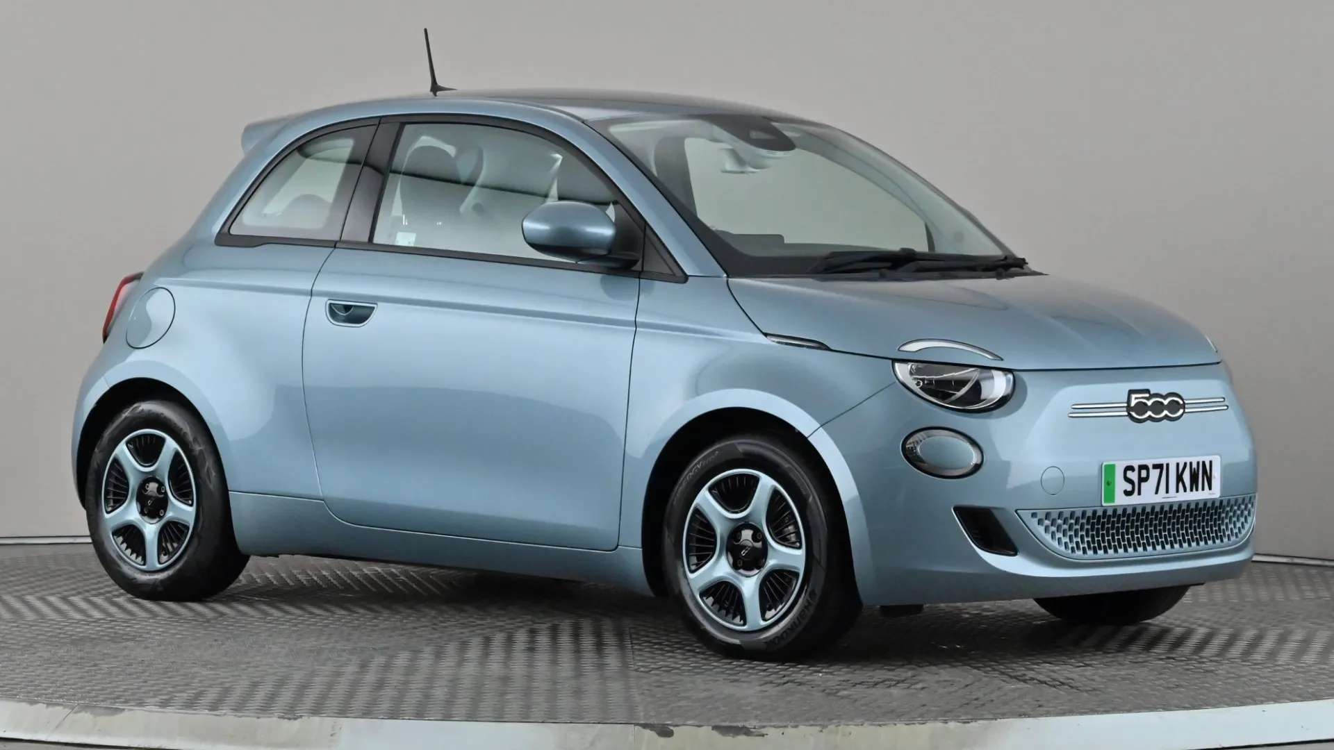 A 2021 FIAT 500 87kW Passion 42kWh Auto A 2021 FIAT 500 87kW Passion 42kWh Auto