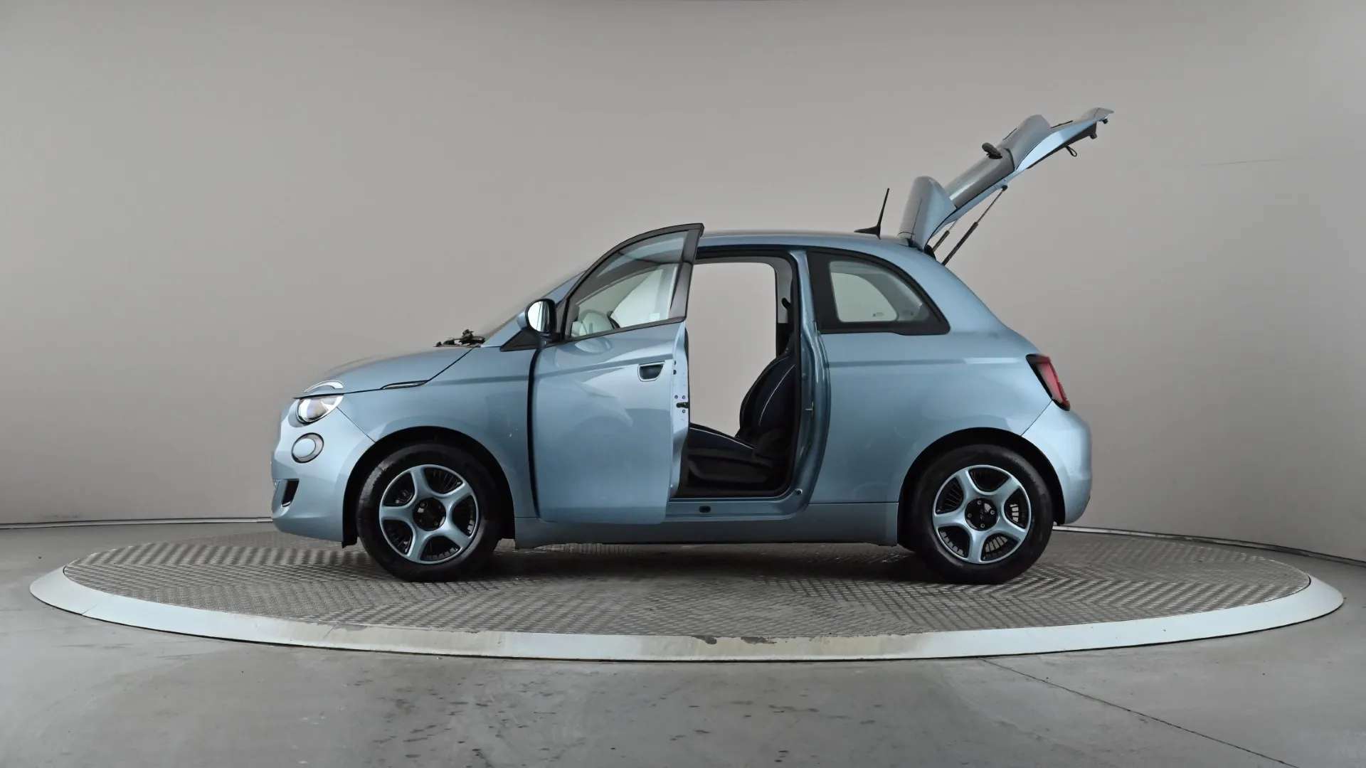 2021 FIAT 500 2021 FIAT 500