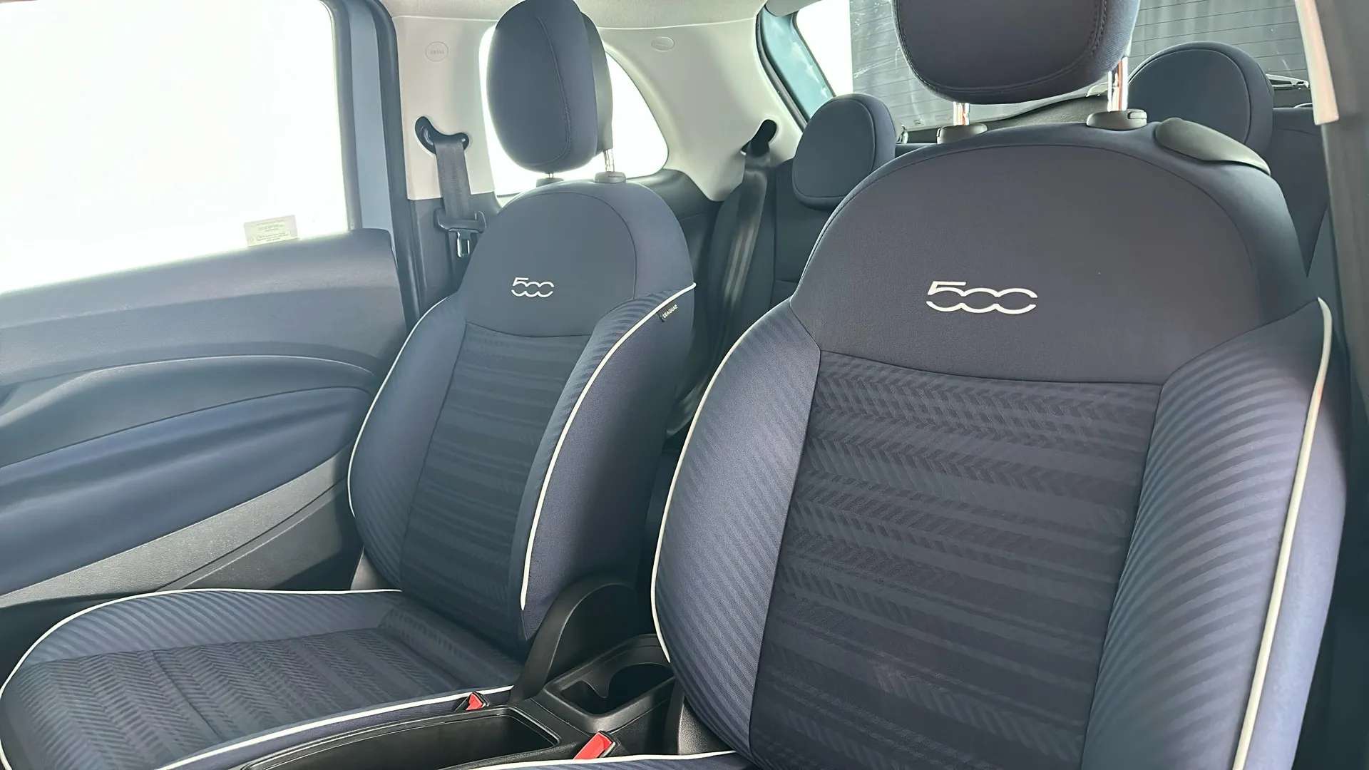 2021 FIAT 500 2021 FIAT 500