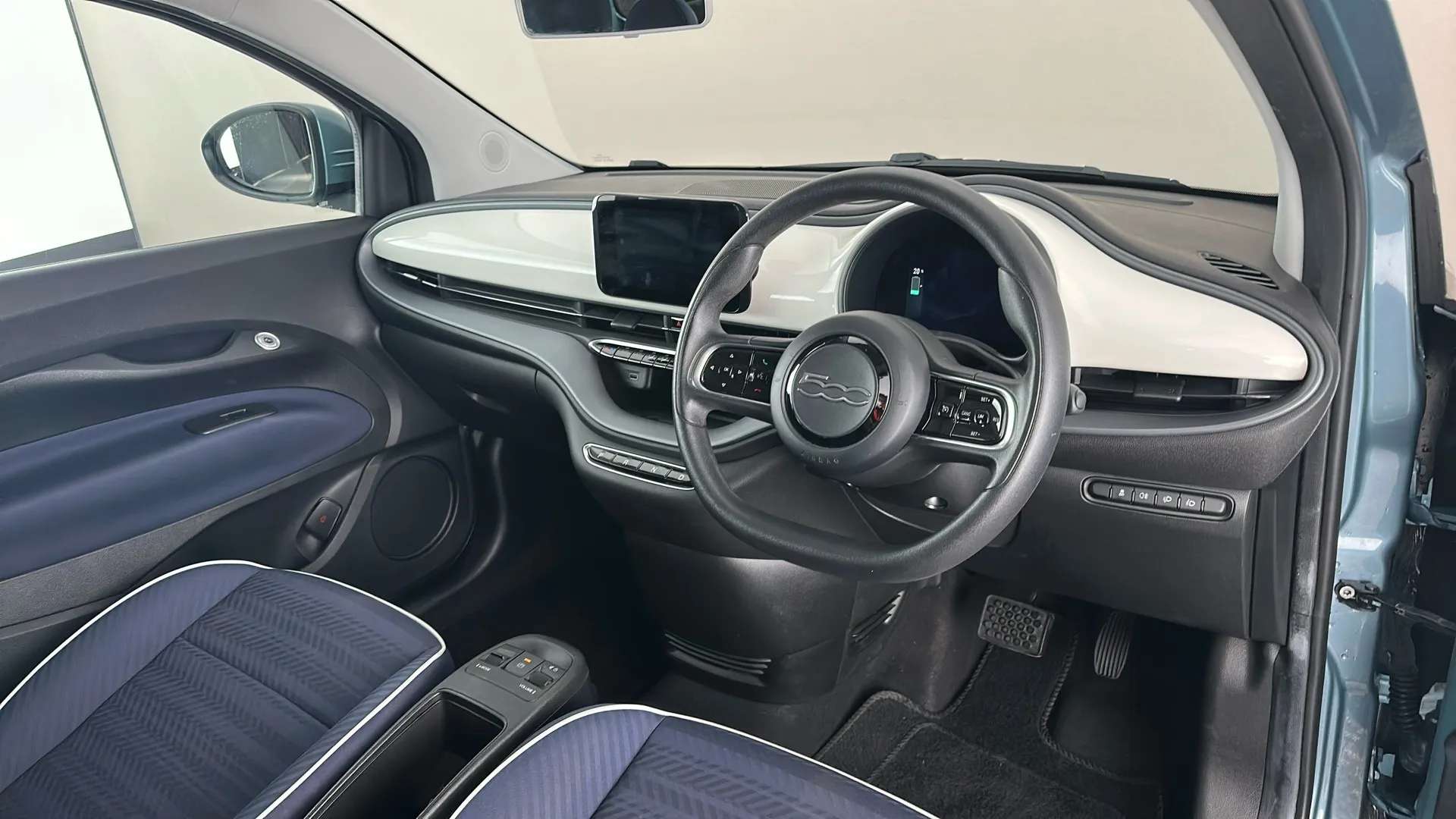 2021 FIAT 500 2021 FIAT 500
