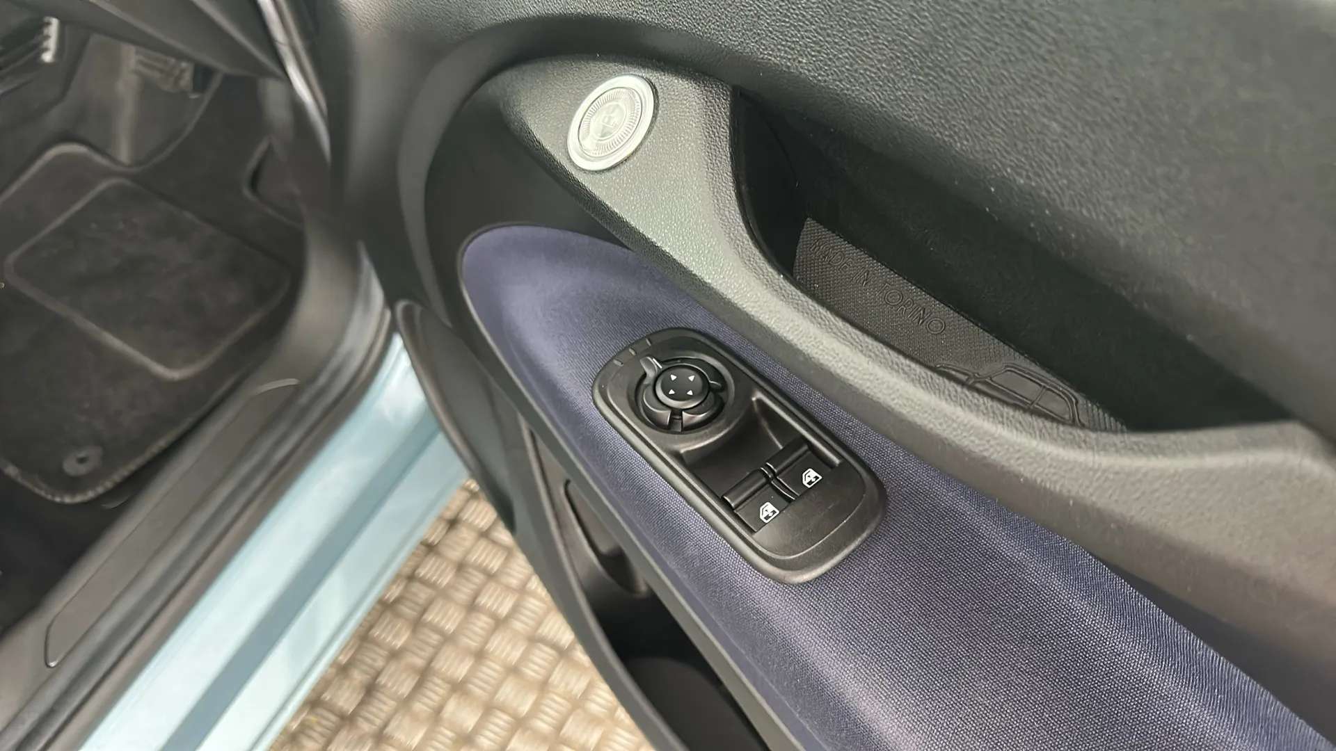 2021 FIAT 500 2021 FIAT 500