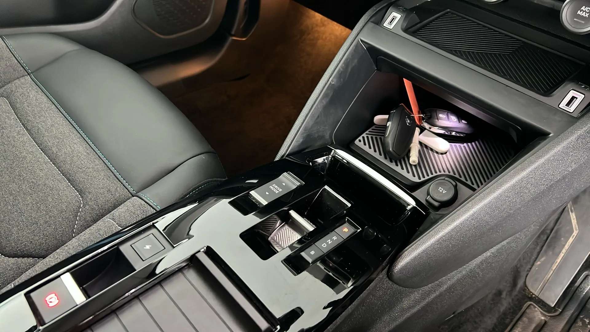 2023 CITROEN C4 2023 CITROEN C4