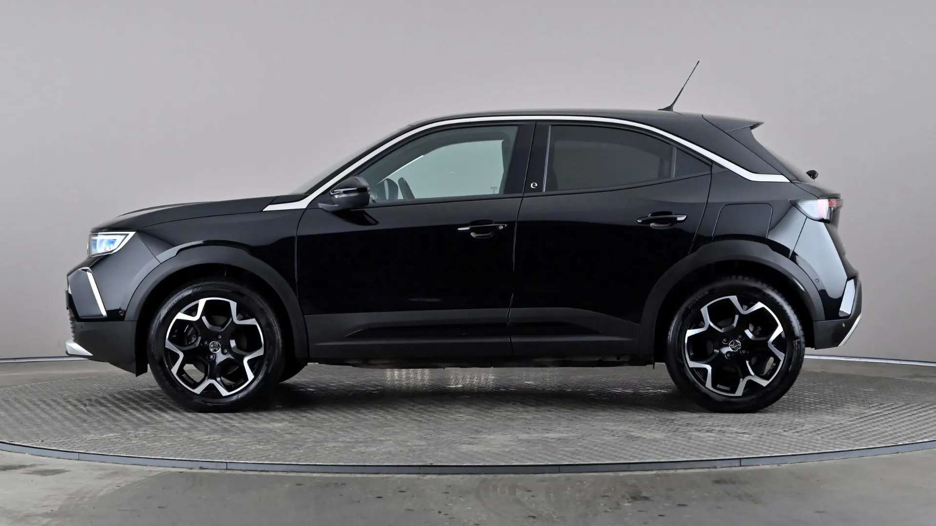 A 2021 VAUXHALL MOKKA 100kW Ultimate Edition 50kWh Auto A 2021 VAUXHALL MOKKA 100kW Ultimate Edition 50kWh Auto