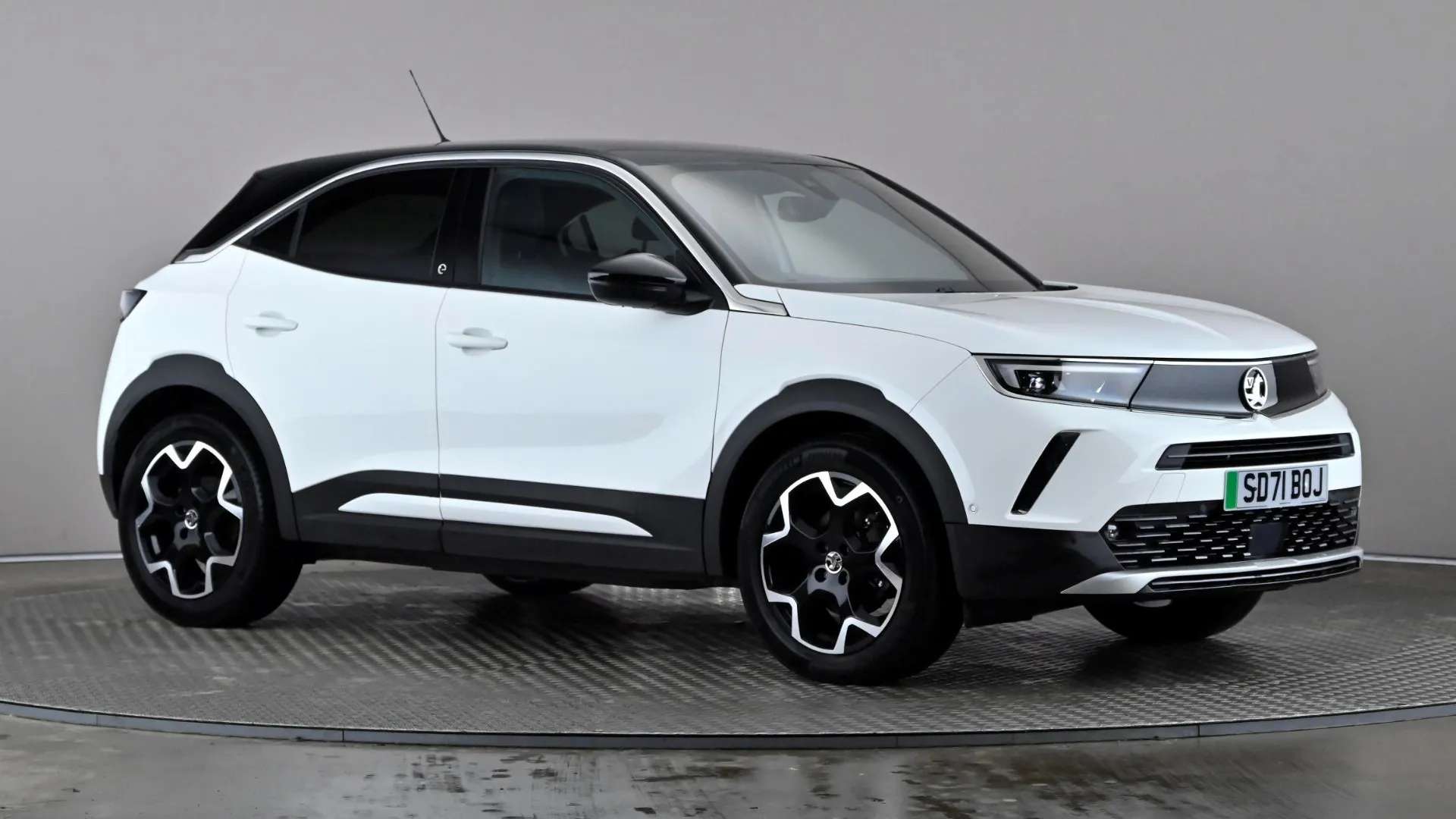 A 2021 VAUXHALL MOKKA 100kW Ultimate Edition 50kWh Auto A 2021 VAUXHALL MOKKA 100kW Ultimate Edition 50kWh Auto