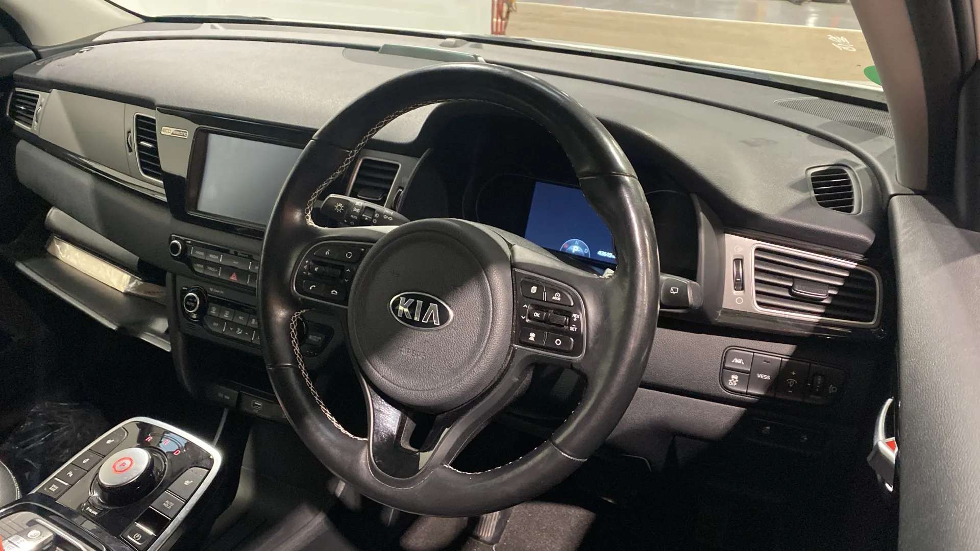 A 2020 KIA E-NIRO 150kW First Edition 64kWh Auto A 2020 KIA E-NIRO 150kW First Edition 64kWh Auto