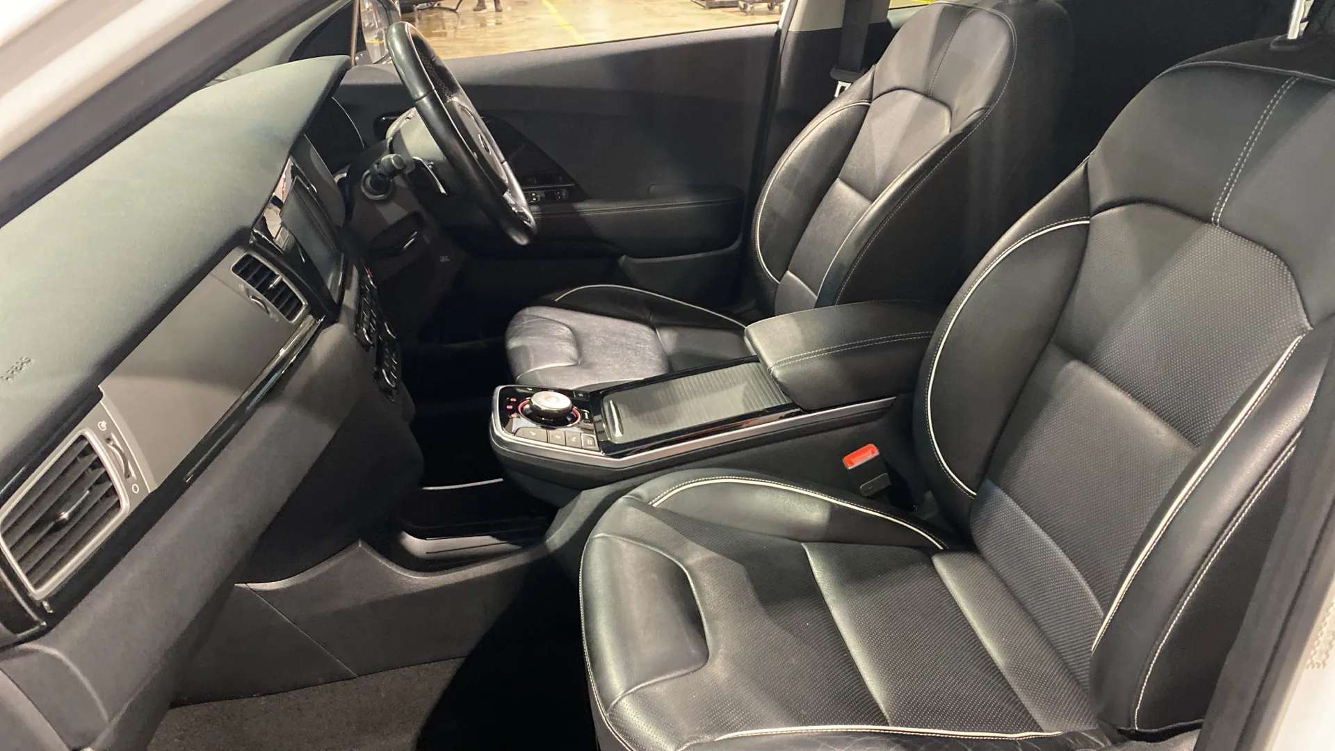 2020 KIA E-NIRO 2020 KIA E-NIRO