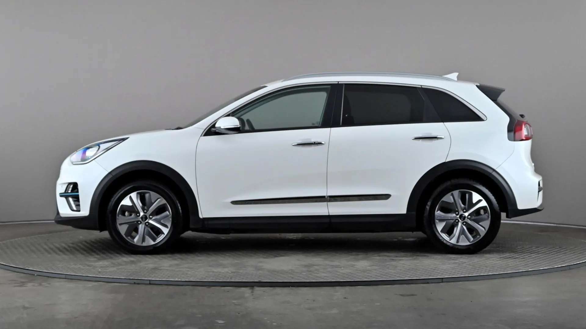 A 2020 KIA E-NIRO 150kW First Edition 64kWh Auto A 2020 KIA E-NIRO 150kW First Edition 64kWh Auto