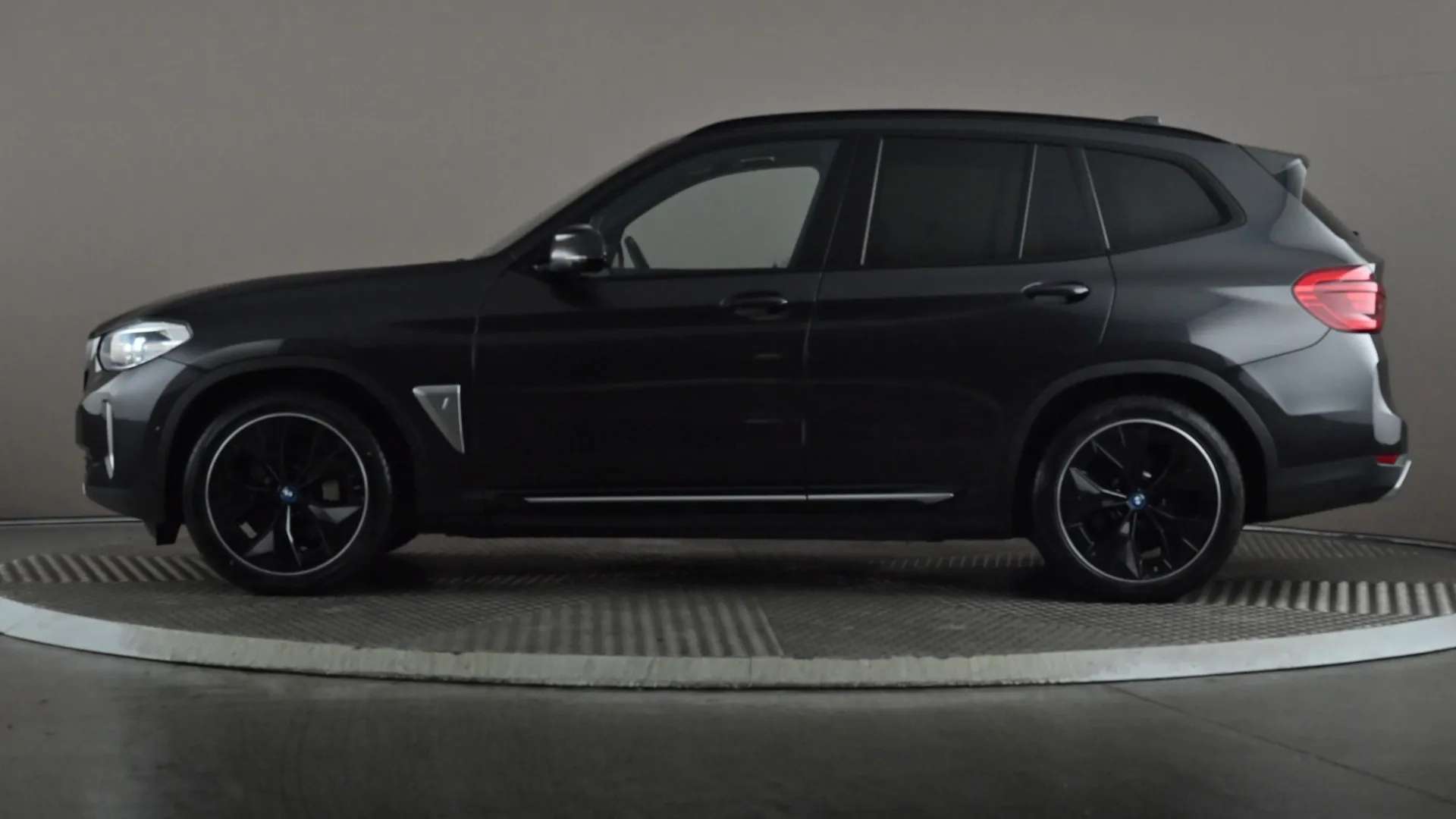 2021 BMW IX3 2021 BMW IX3