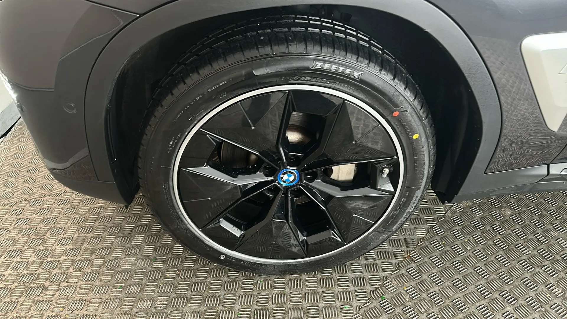 2021 BMW IX3 2021 BMW IX3