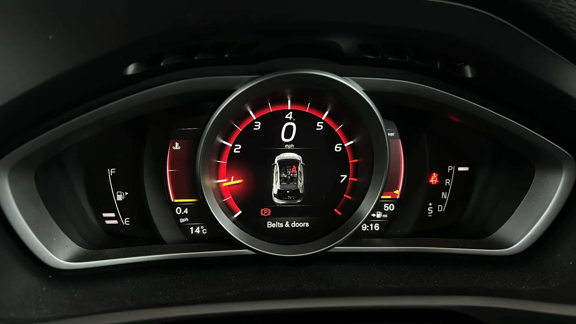 2018 VOLVO V40 2018 VOLVO V40