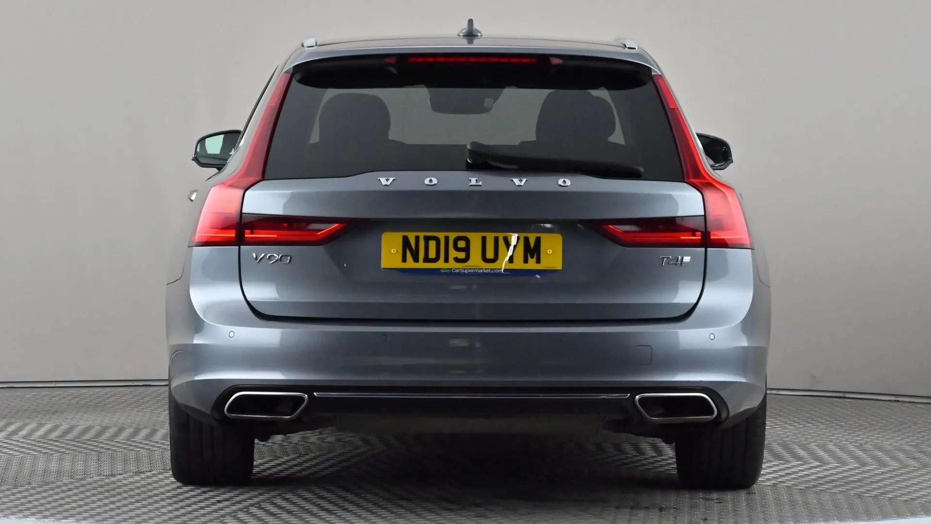 2019 VOLVO V90 2019 VOLVO V90