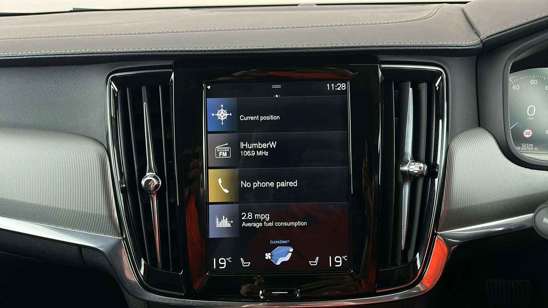 2019 VOLVO V90 2019 VOLVO V90