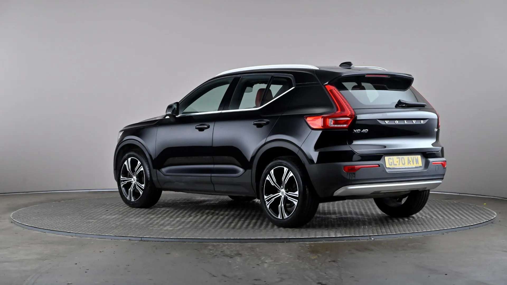 A 2020 VOLVO XC40 2.0 B4P Inscription Pro Auto A 2020 VOLVO XC40 2.0 B4P Inscription Pro Auto