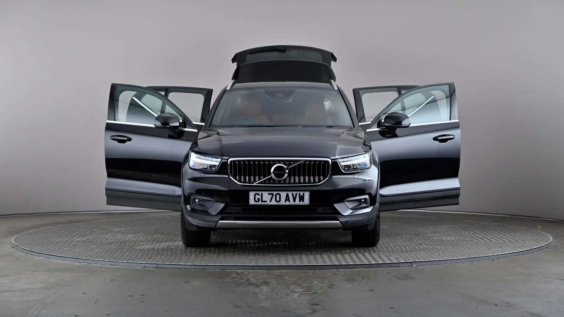 2020 VOLVO XC40 2020 VOLVO XC40