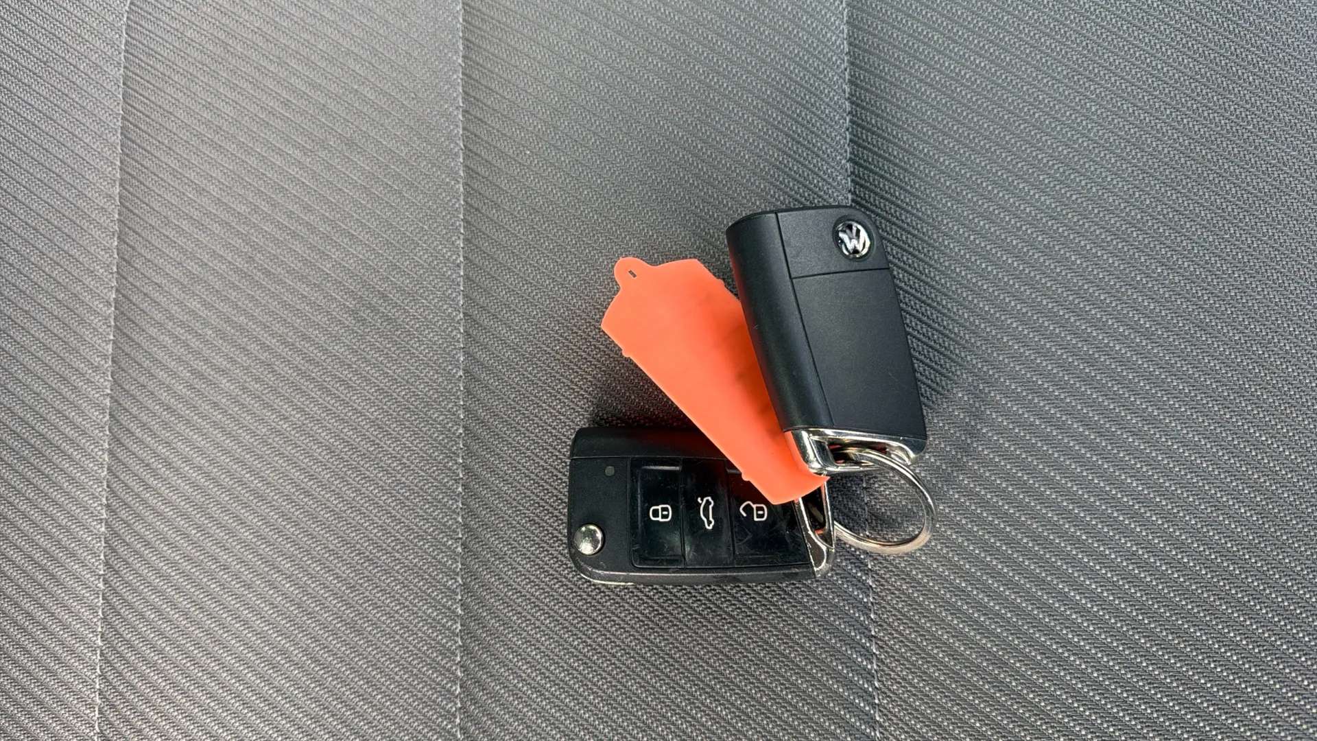 2017 VOLKSWAGEN TIGUAN 2017 VOLKSWAGEN TIGUAN