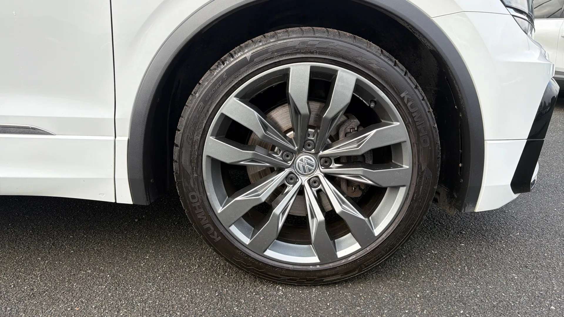 2017 VOLKSWAGEN TIGUAN 2017 VOLKSWAGEN TIGUAN