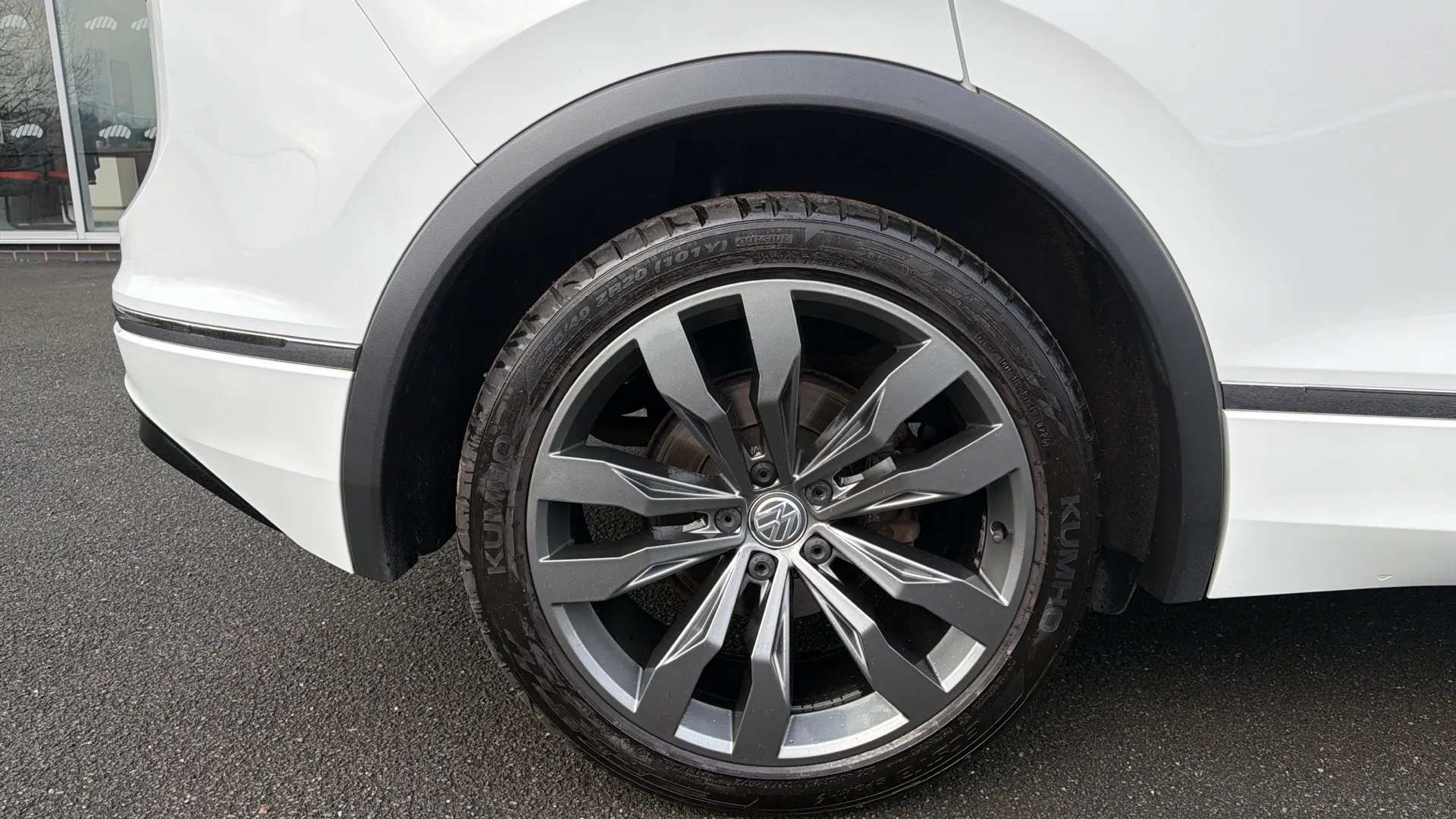 2017 VOLKSWAGEN TIGUAN 2017 VOLKSWAGEN TIGUAN