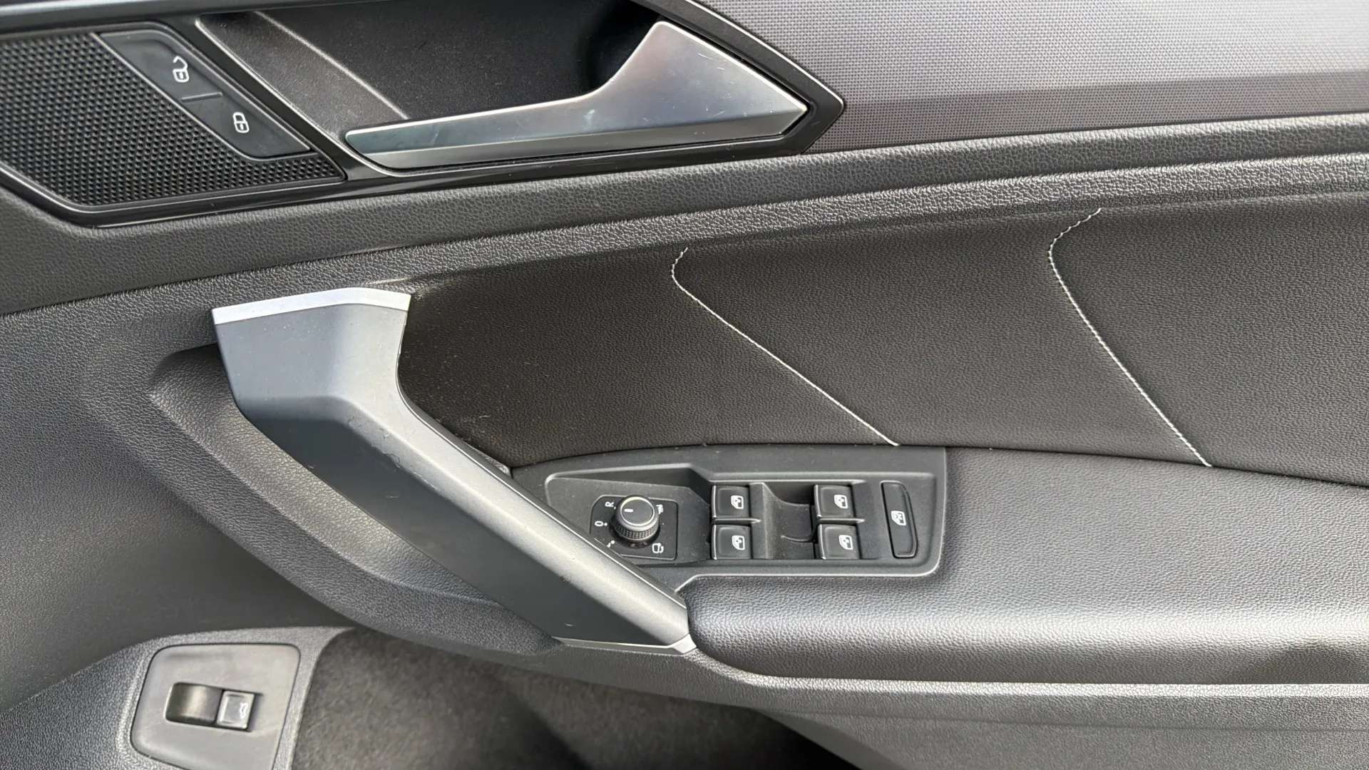 2017 VOLKSWAGEN TIGUAN 2017 VOLKSWAGEN TIGUAN