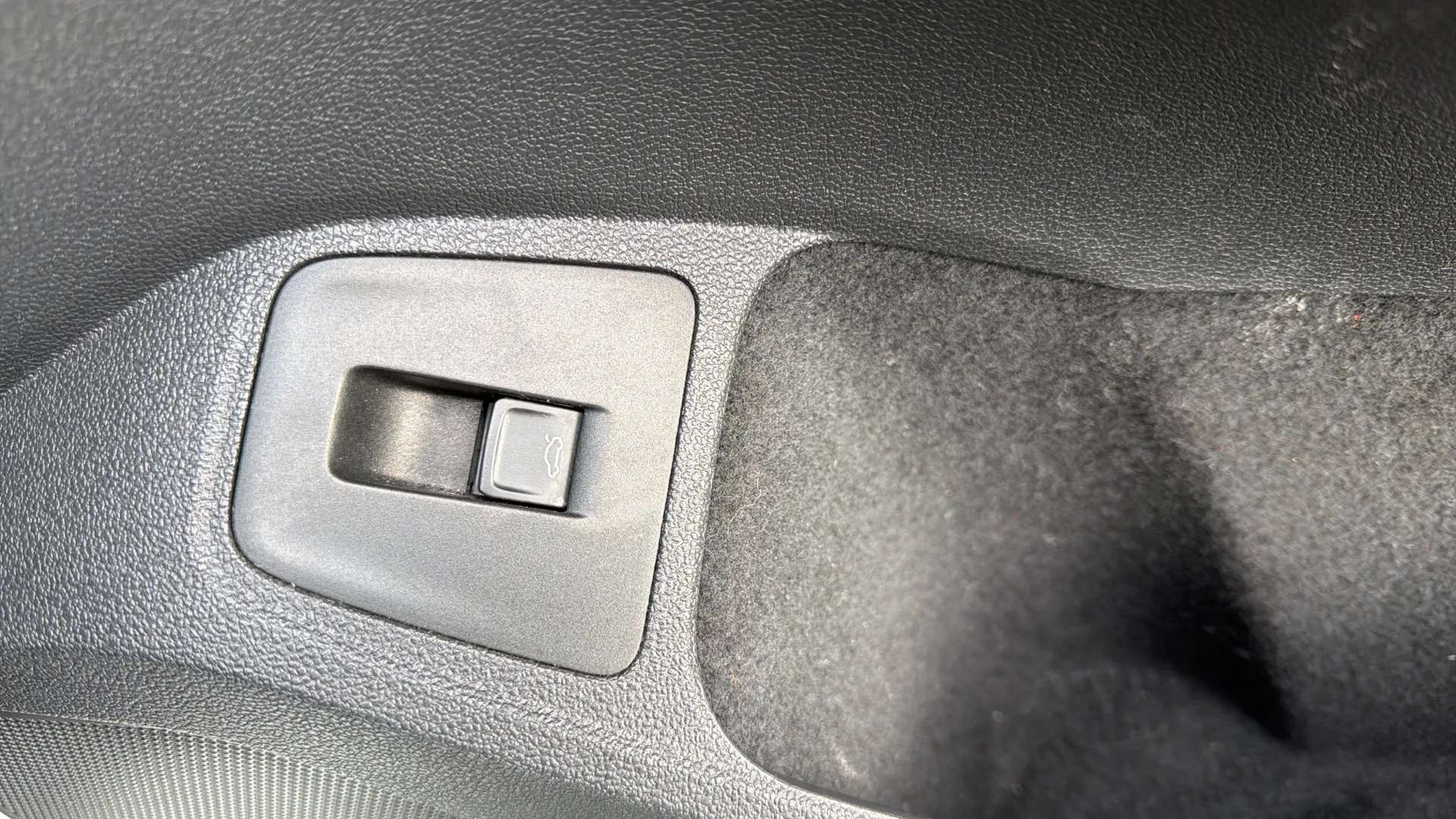 2017 VOLKSWAGEN TIGUAN 2017 VOLKSWAGEN TIGUAN