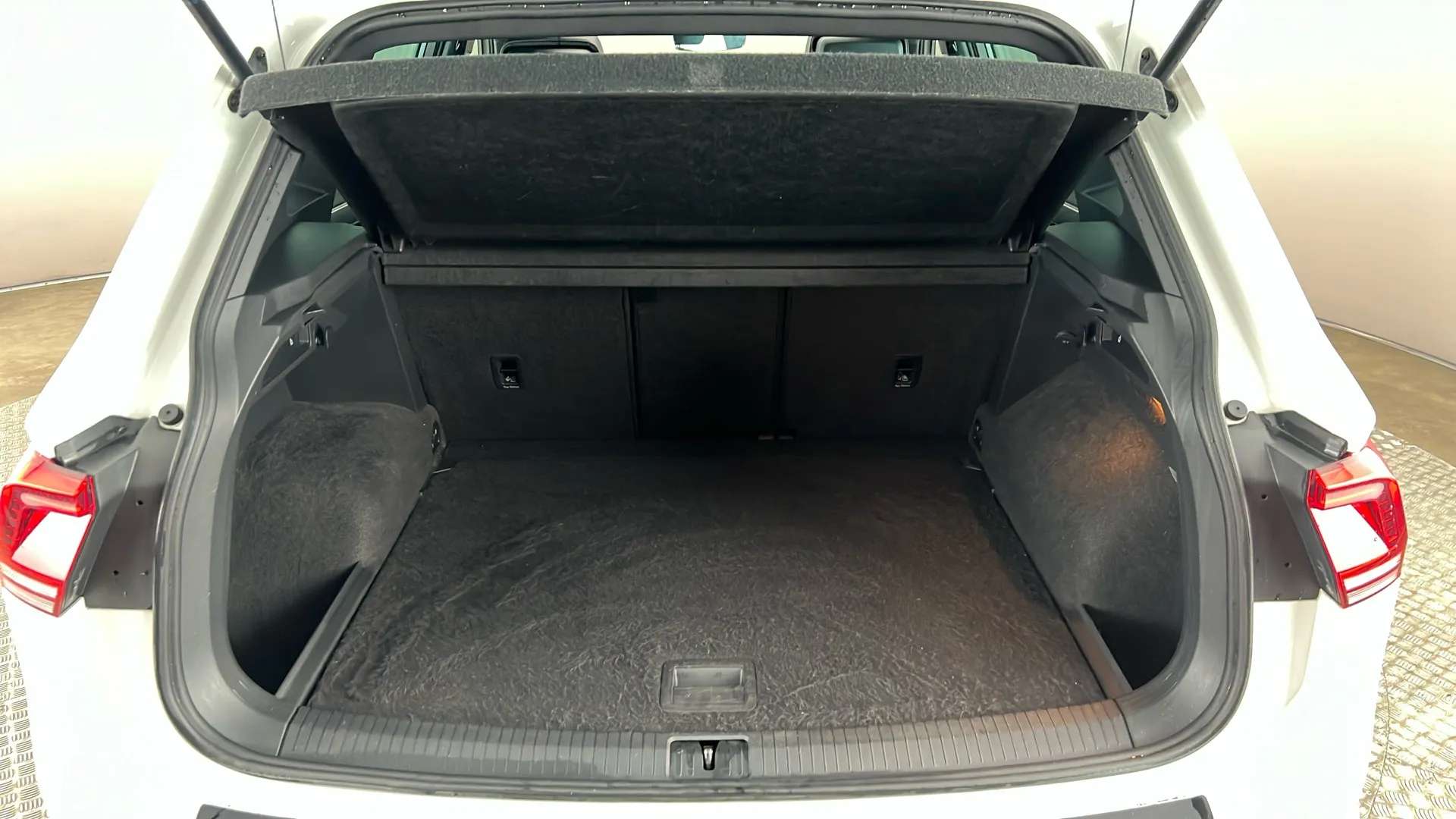 2017 VOLKSWAGEN TIGUAN 2017 VOLKSWAGEN TIGUAN