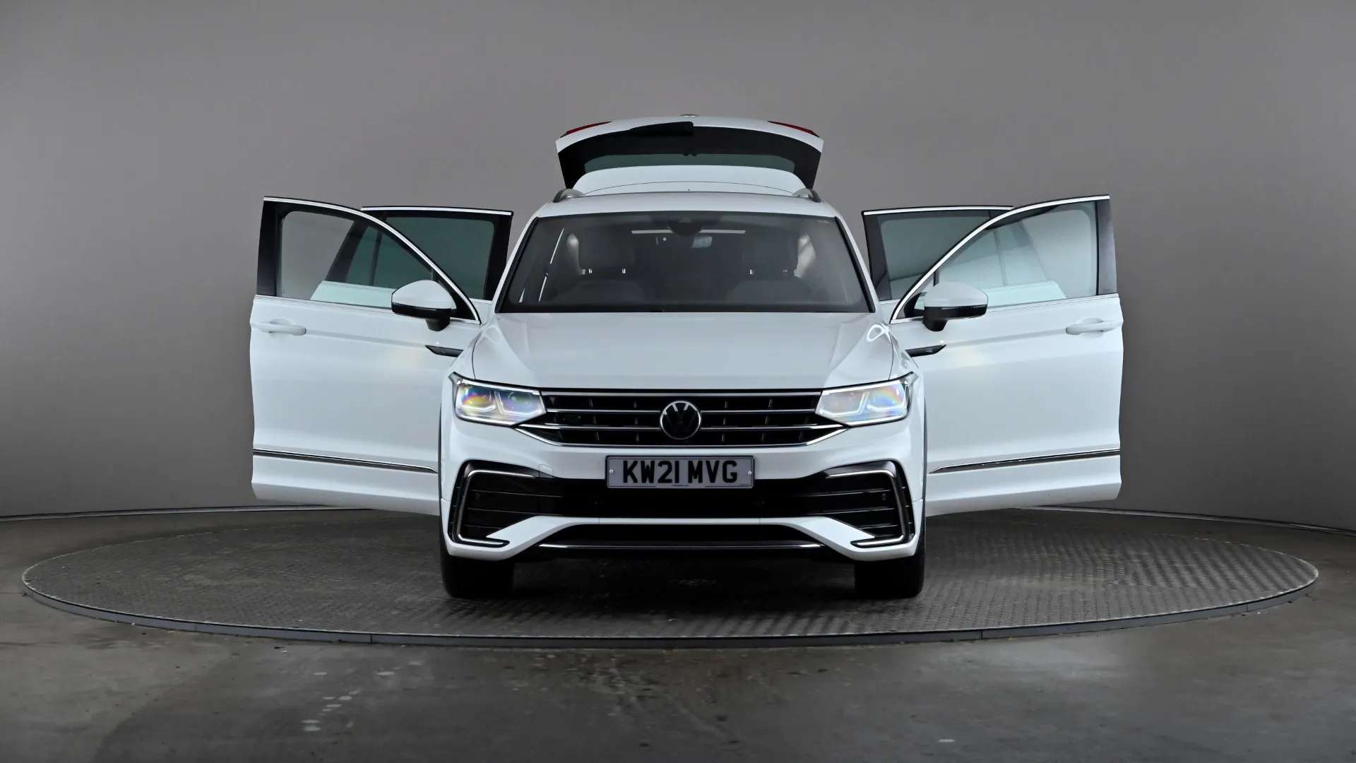 2021 VOLKSWAGEN TIGUAN 2021 VOLKSWAGEN TIGUAN