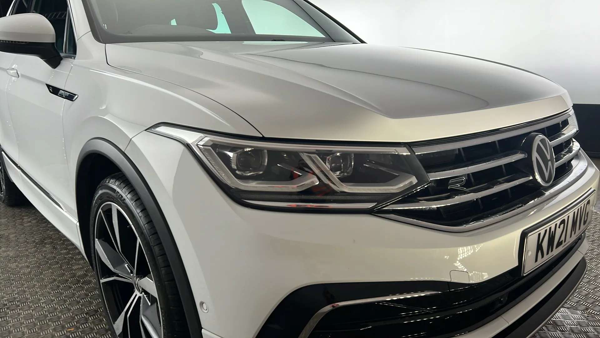 2021 VOLKSWAGEN TIGUAN 2021 VOLKSWAGEN TIGUAN
