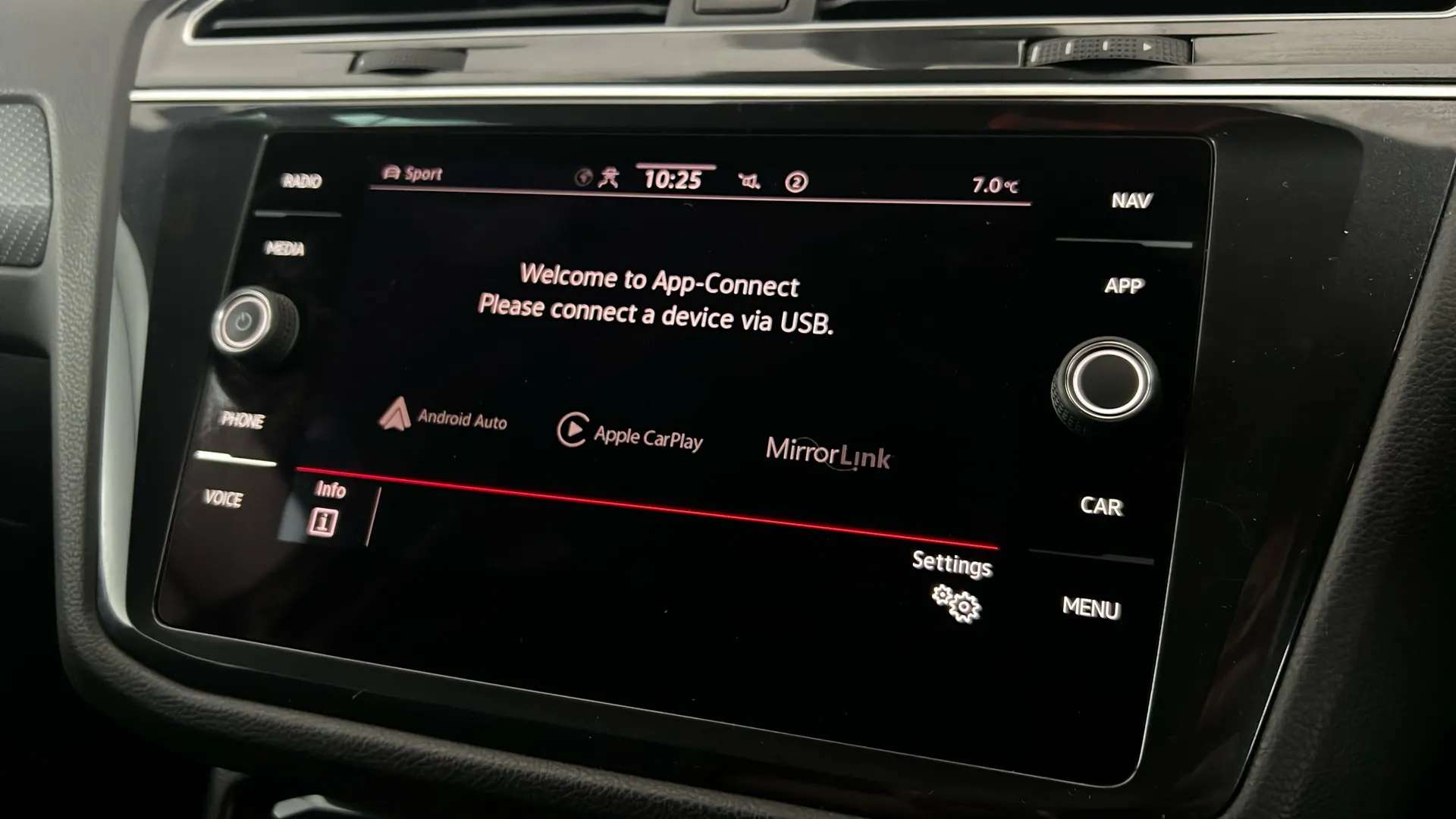 2021 VOLKSWAGEN TIGUAN 2021 VOLKSWAGEN TIGUAN