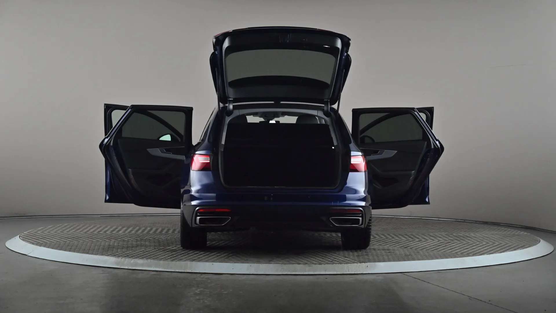 2023 AUDI A4 2023 AUDI A4