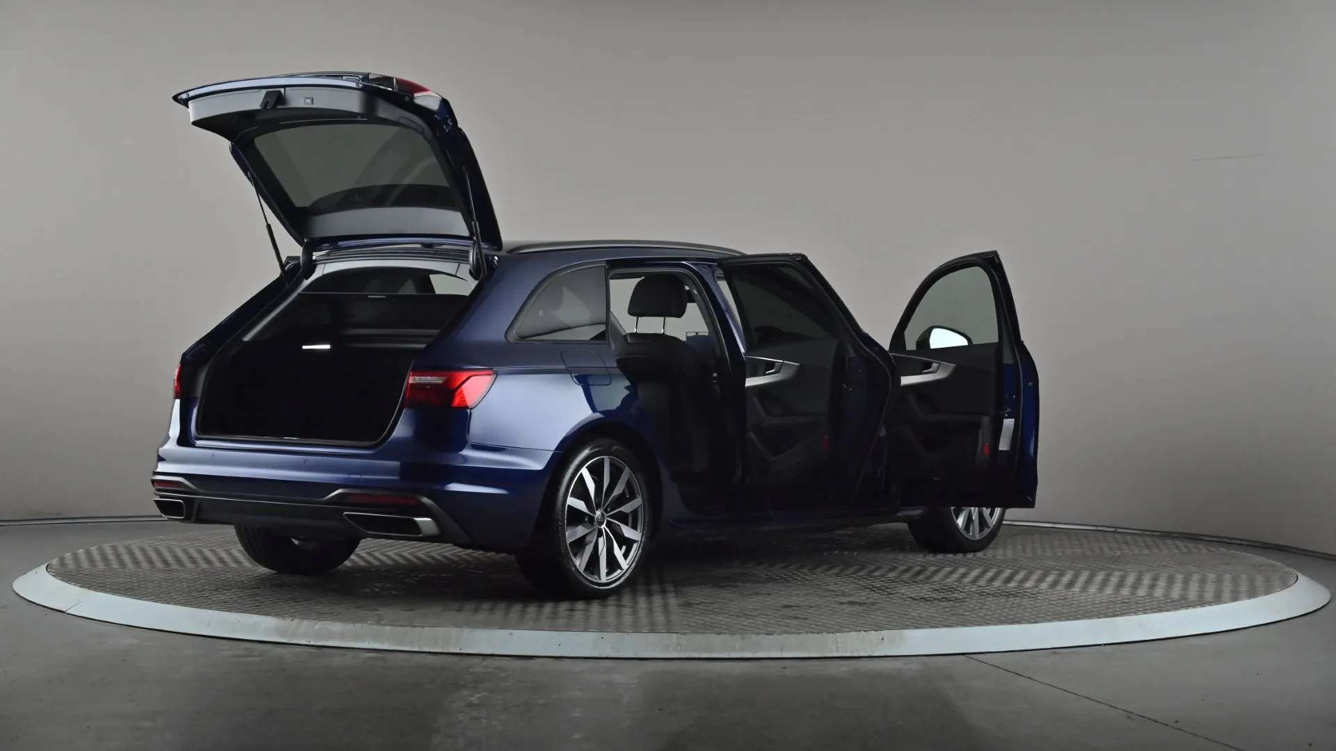 2023 AUDI A4 2023 AUDI A4