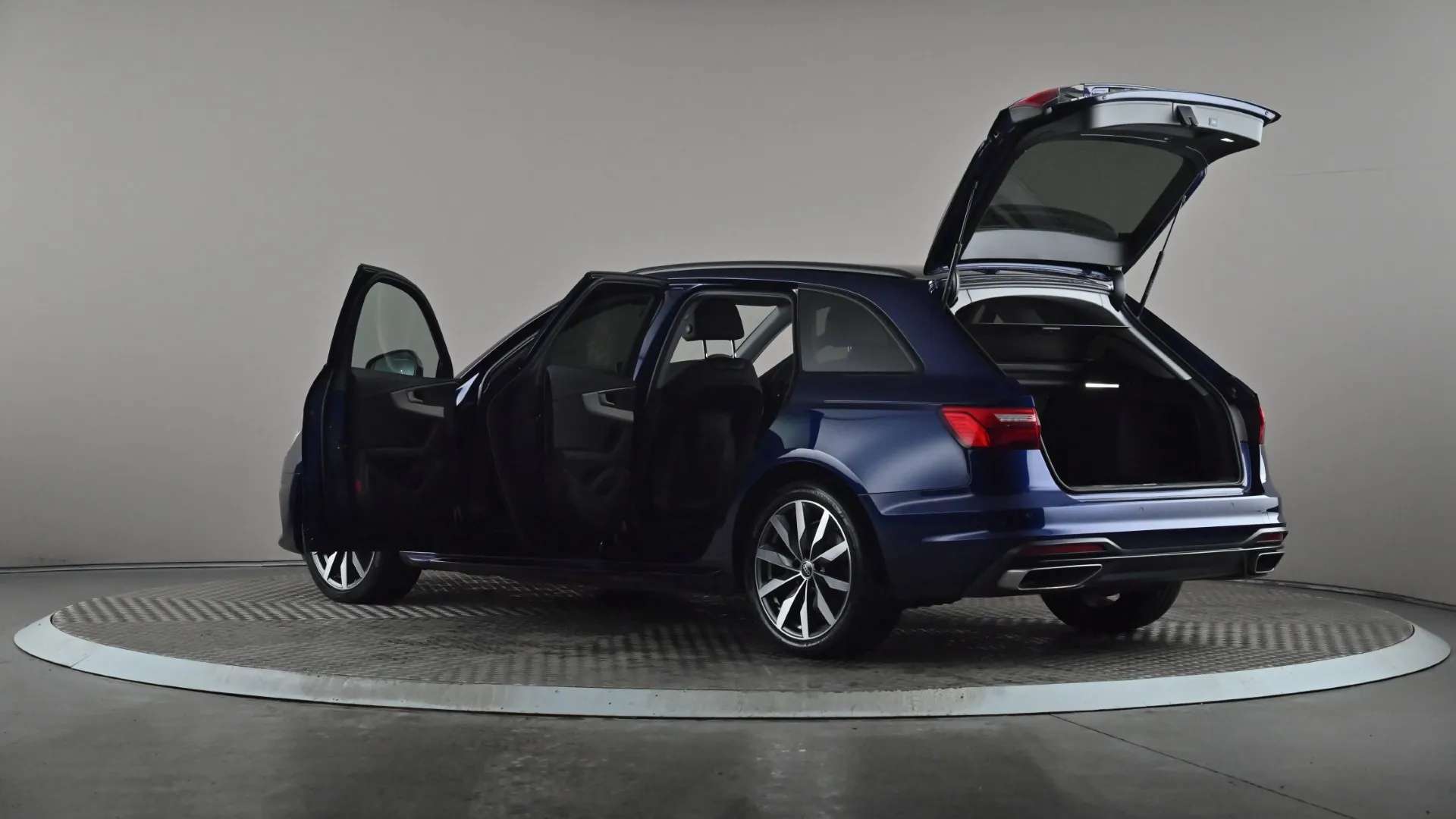 2023 AUDI A4 2023 AUDI A4