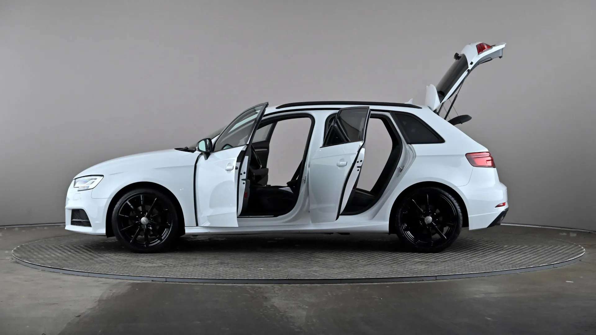 2017 AUDI A3 2017 AUDI A3