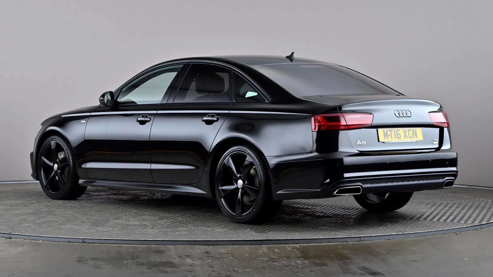 A 2016 AUDI A6 2.0 TDI Ultra Black Edition S Tronic A 2016 AUDI A6 2.0 TDI Ultra Black Edition S Tronic