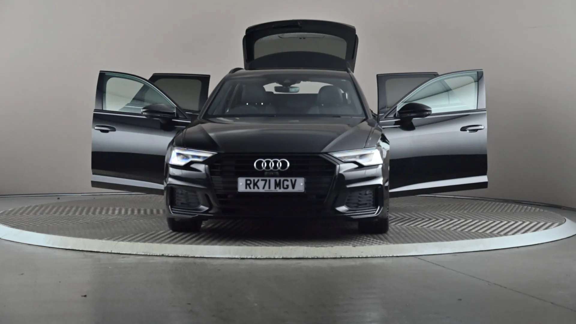 2021 AUDI A6 2021 AUDI A6