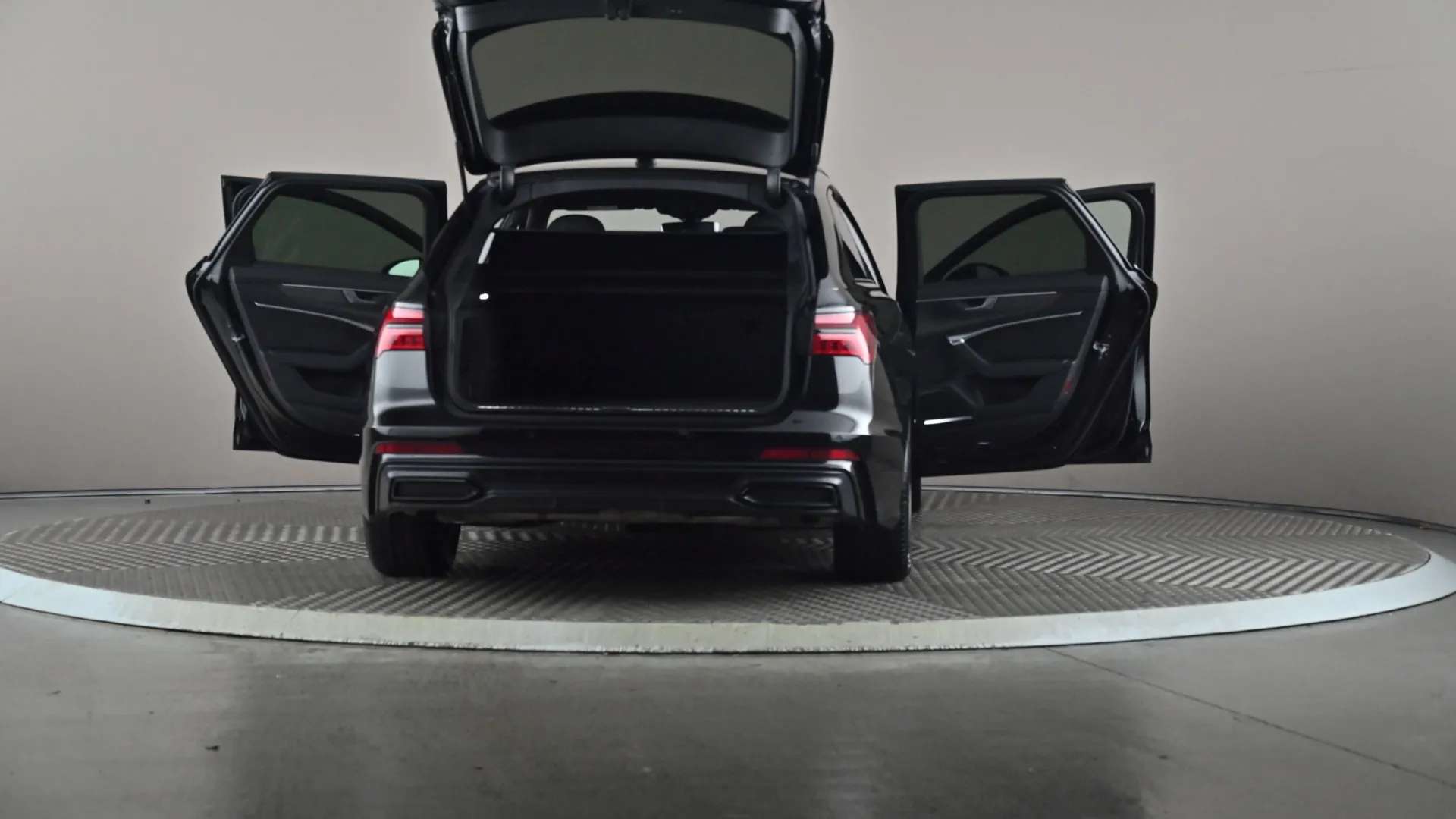 2021 AUDI A6 2021 AUDI A6