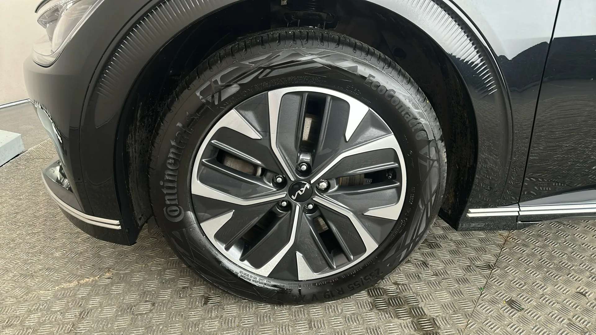 2023 KIA EV6 2023 KIA EV6