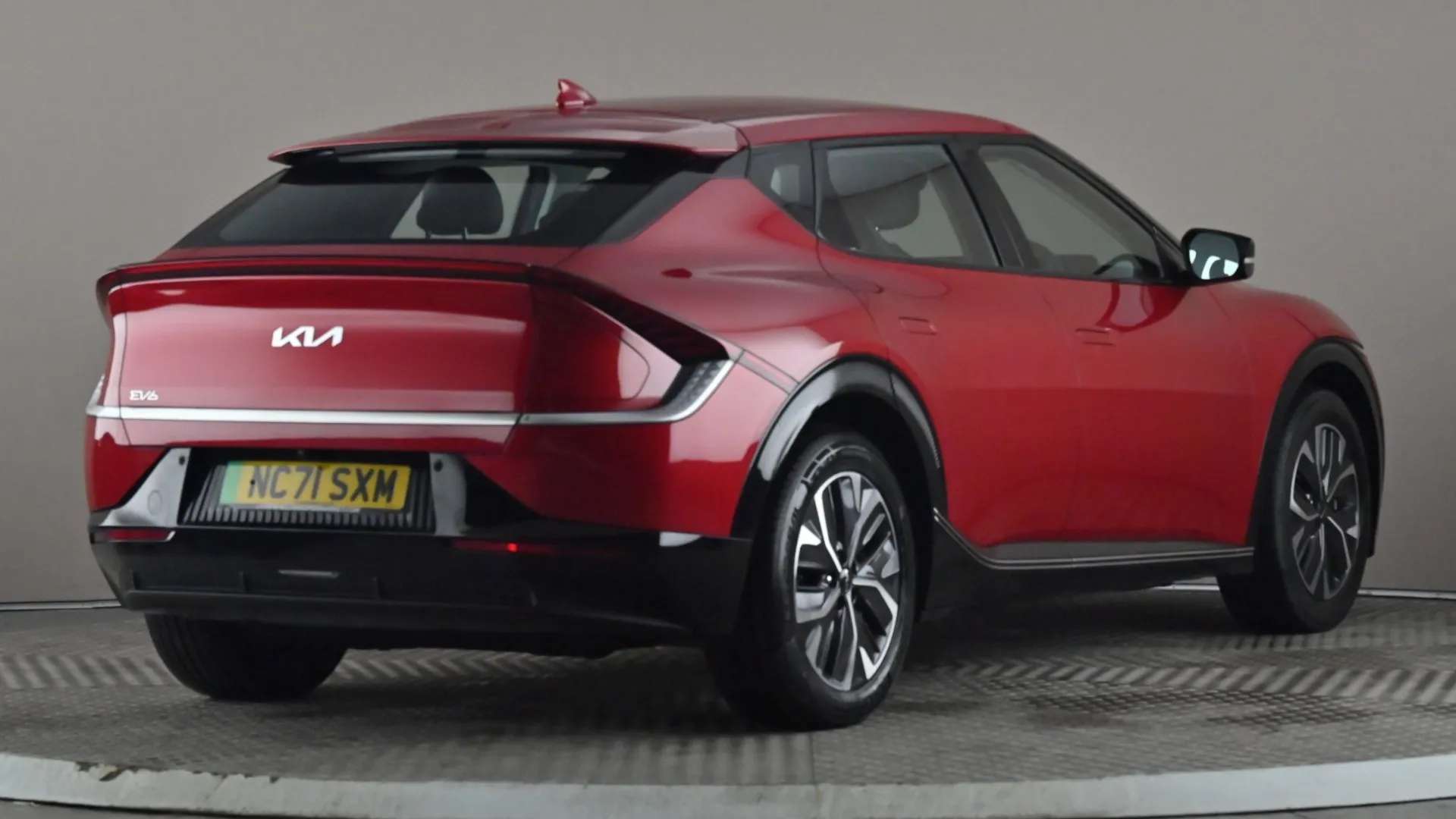 A 2021 KIA EV6 166kW Air 77.4kWh Auto A 2021 KIA EV6 166kW Air 77.4kWh Auto