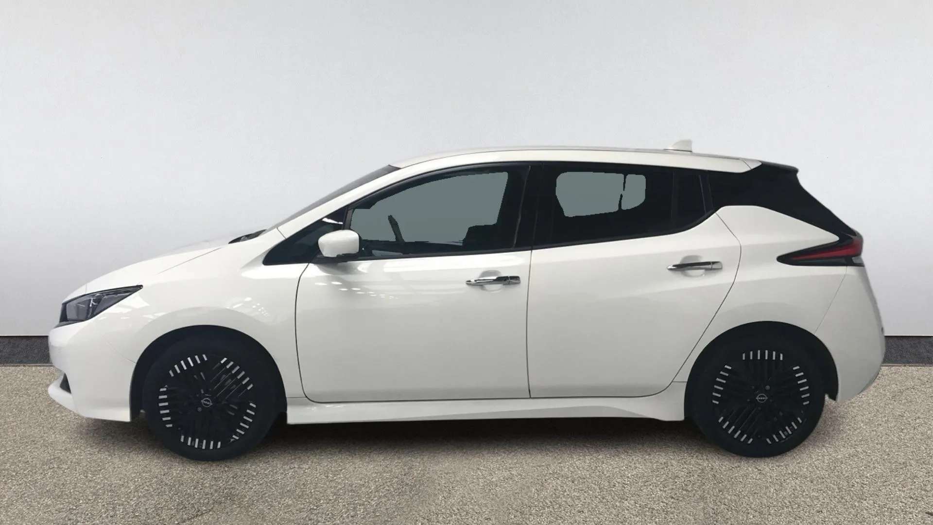 A 2023 NISSAN LEAF 110kW Shiro 39kWh Auto A 2023 NISSAN LEAF 110kW Shiro 39kWh Auto