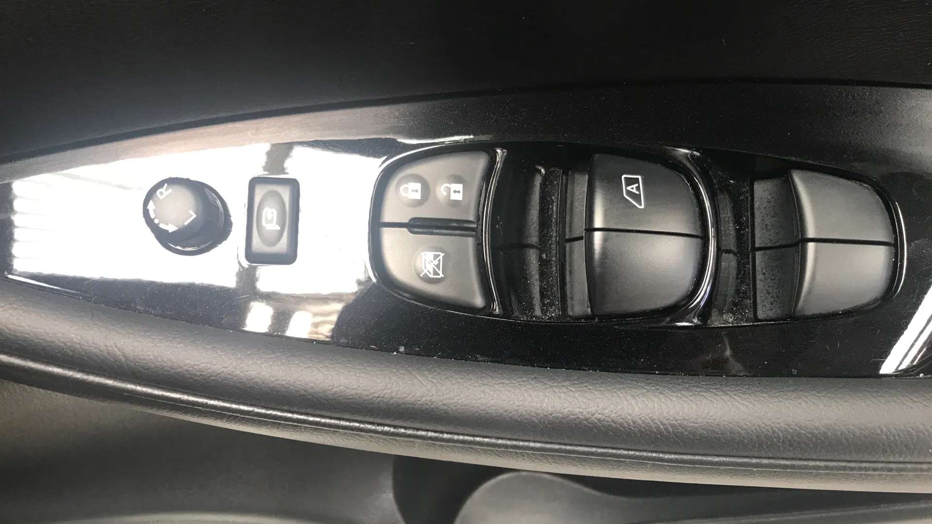 2023 NISSAN LEAF 2023 NISSAN LEAF