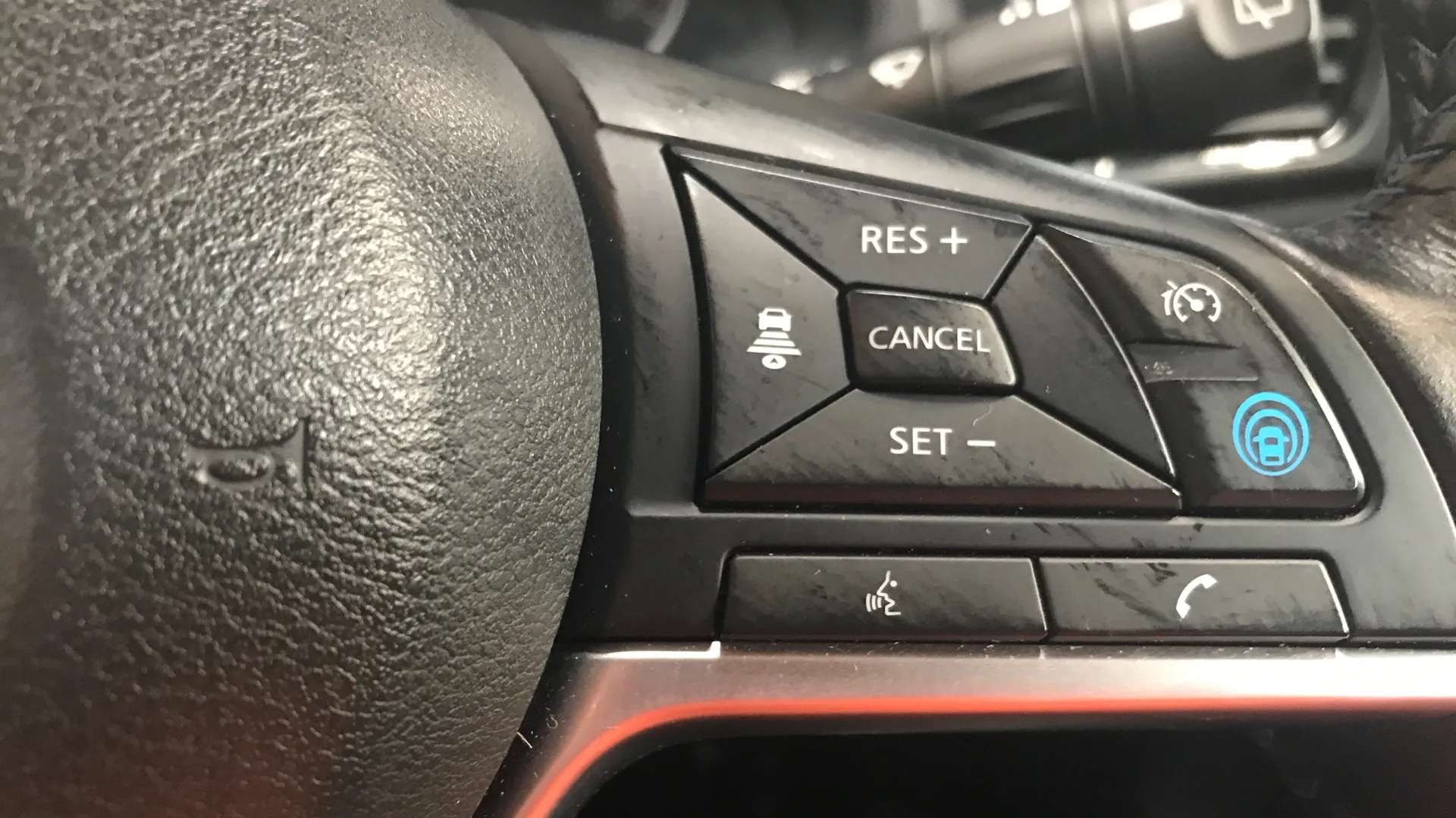 2023 NISSAN LEAF 2023 NISSAN LEAF