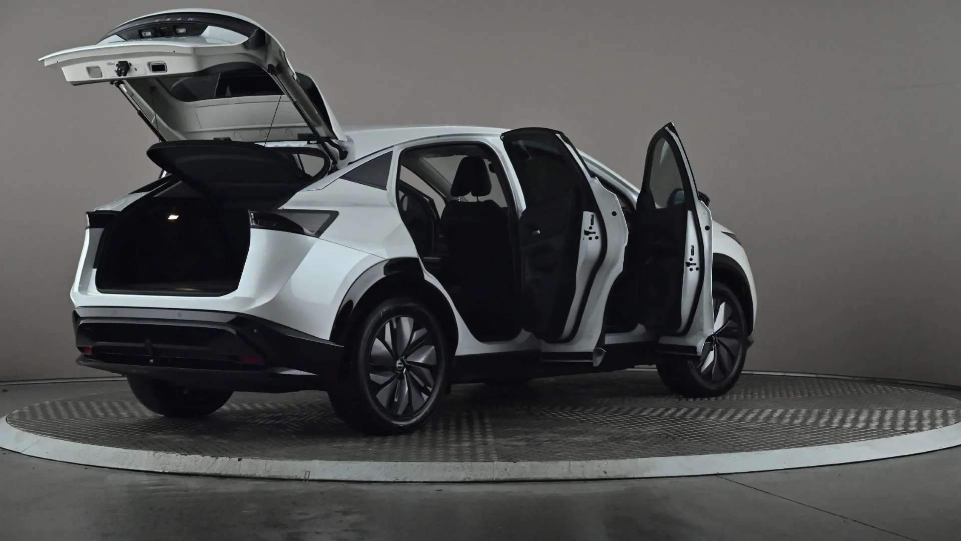 2025 NISSAN ARIYA 2025 NISSAN ARIYA