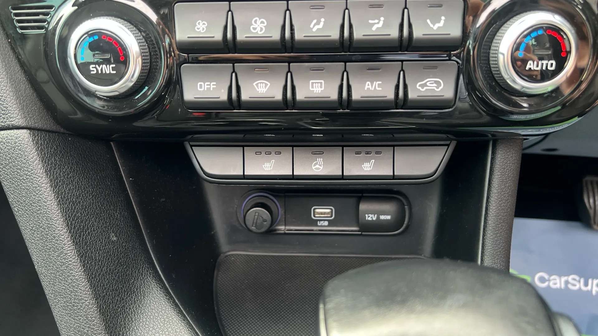 2020 KIA SPORTAGE 2020 KIA SPORTAGE