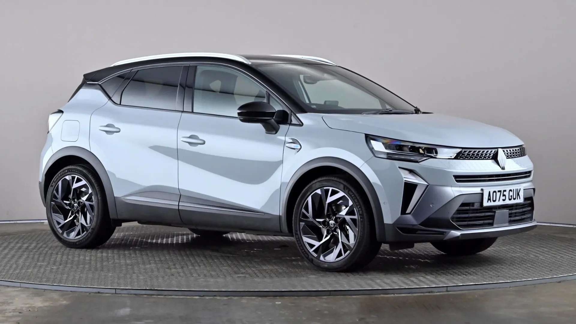 A 2025 RENAULT CAPTUR 1.8 E-Tech Full Hybrid 160 Esprit Alpine Auto A 2025 RENAULT CAPTUR 1.8 E-Tech Full Hybrid 160 Esprit Alpine Auto
