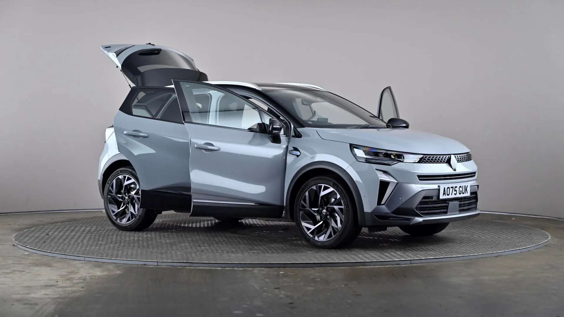 2025 RENAULT CAPTUR 2025 RENAULT CAPTUR