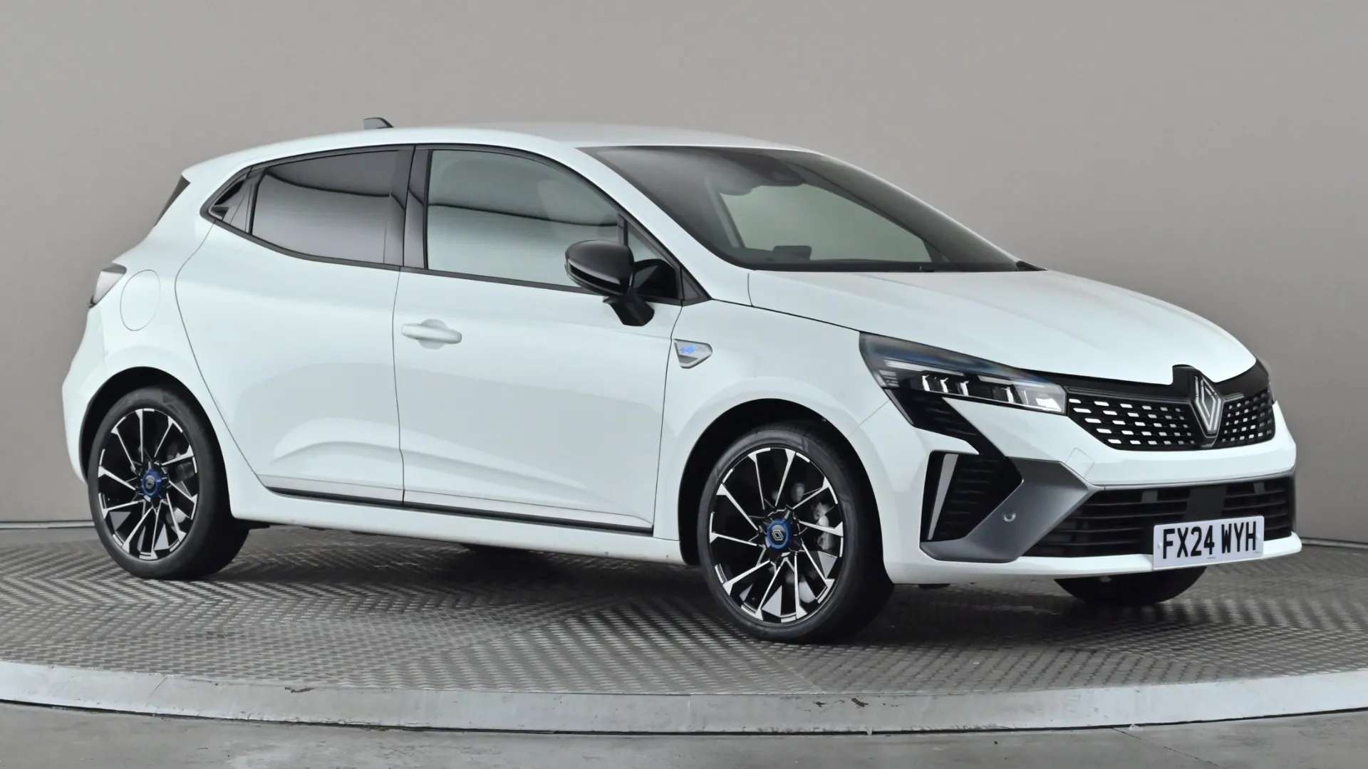 A 2024 RENAULT CLIO 1.6 E-TECH full hybrid 145 Esprit Alpine Auto A 2024 RENAULT CLIO 1.6 E-TECH full hybrid 145 Esprit Alpine Auto