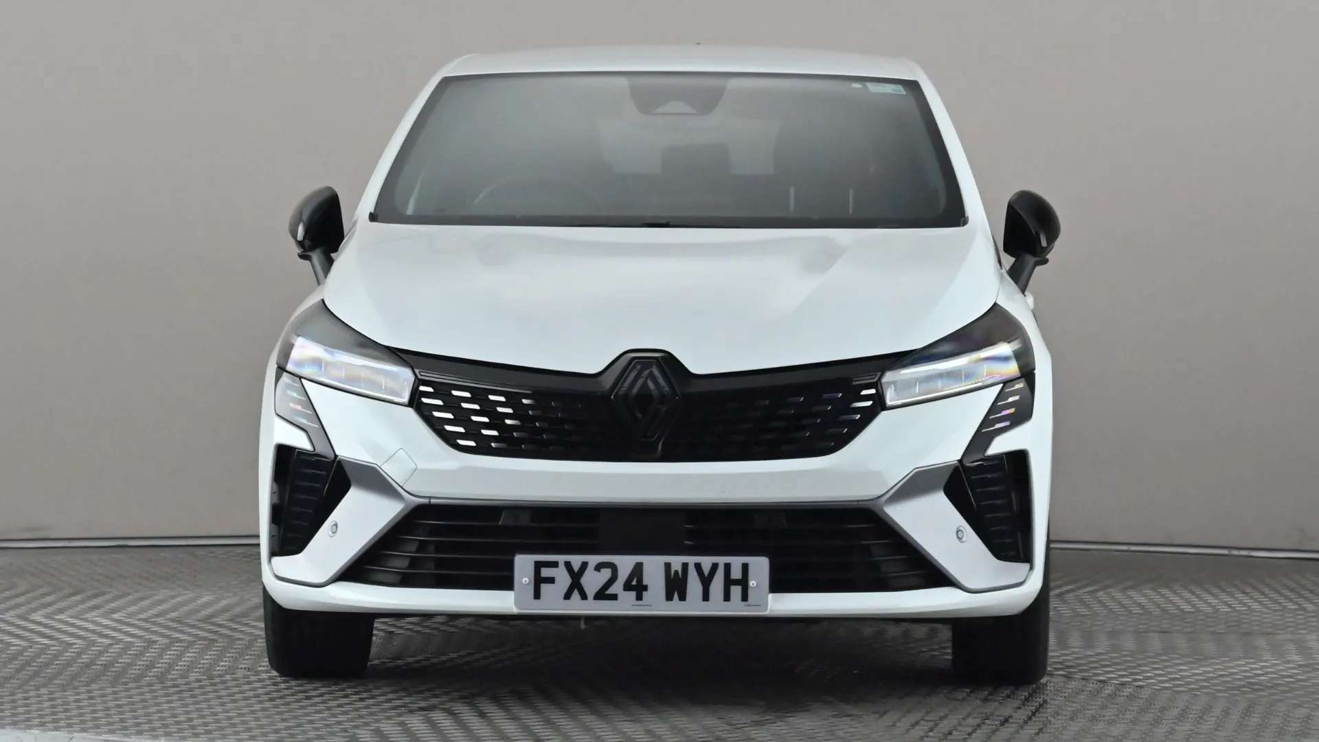 A 2024 RENAULT CLIO 1.6 E-TECH full hybrid 145 Esprit Alpine Auto A 2024 RENAULT CLIO 1.6 E-TECH full hybrid 145 Esprit Alpine Auto