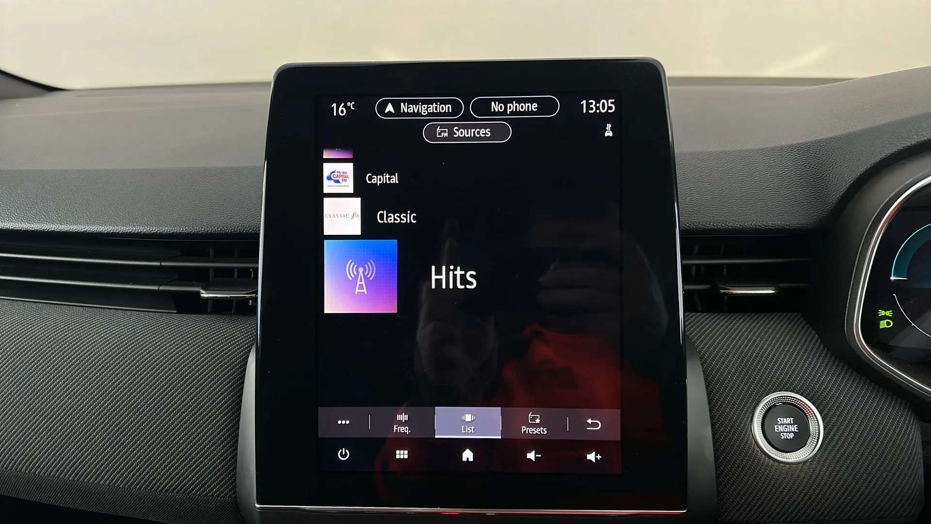 2024 RENAULT CLIO 2024 RENAULT CLIO