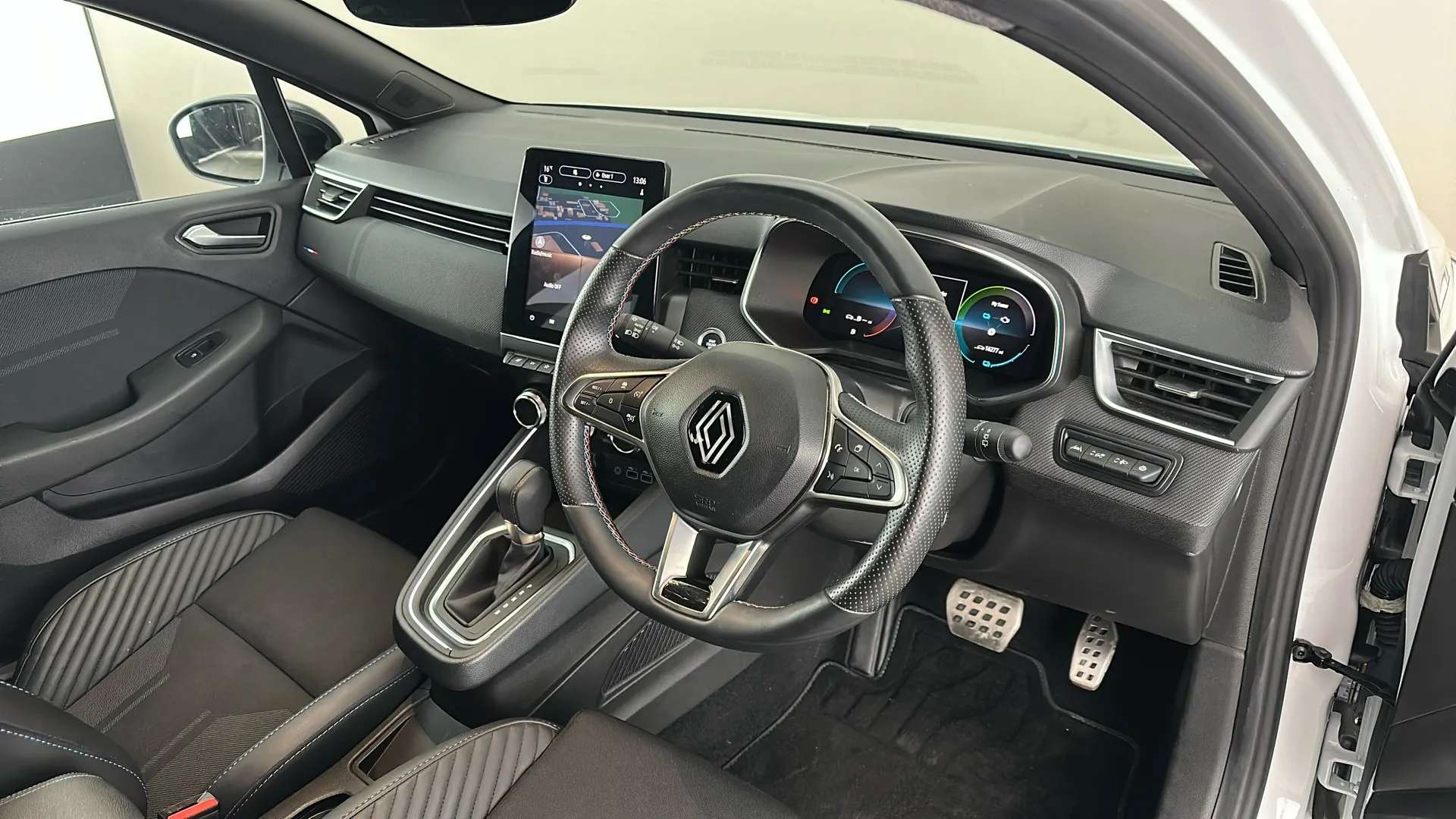 2024 RENAULT CLIO 2024 RENAULT CLIO