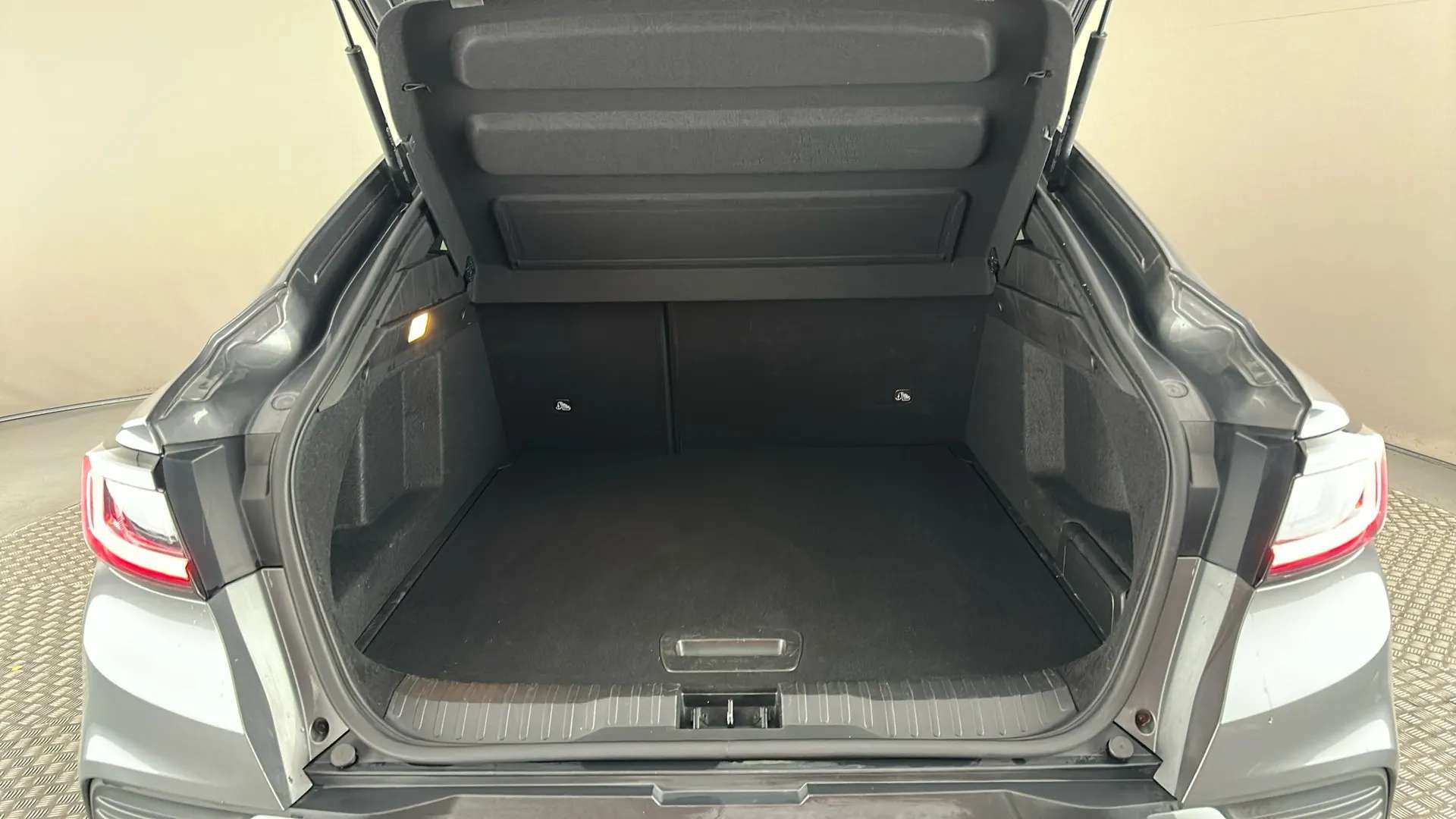 2024 RENAULT ARKANA 2024 RENAULT ARKANA