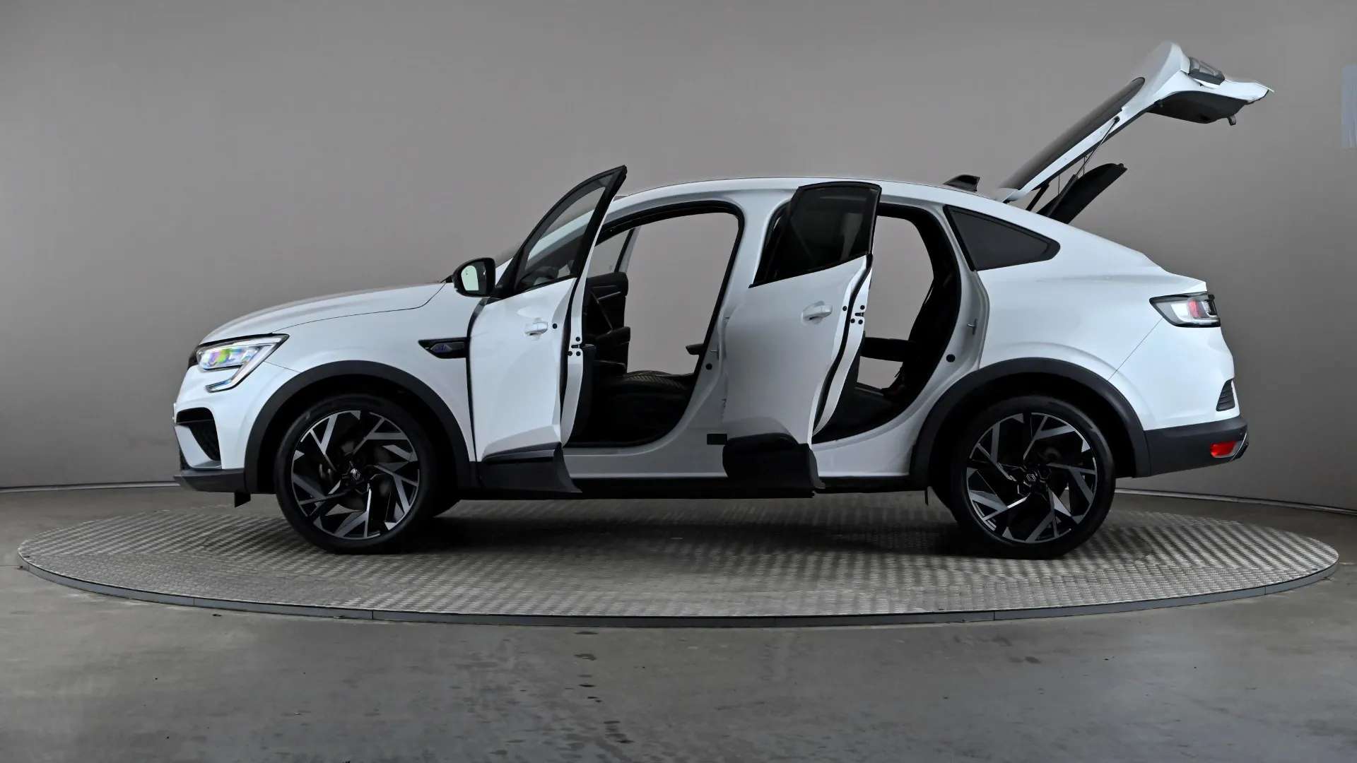2024 RENAULT ARKANA 2024 RENAULT ARKANA