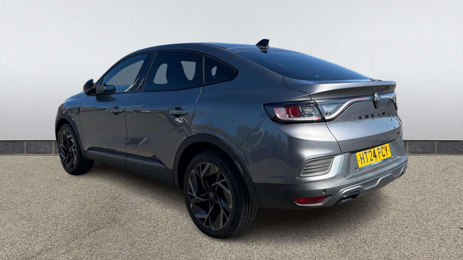 A 2024 RENAULT ARKANA 1.6 E-Tech FHEV 145 Esprit Alpine Auto A 2024 RENAULT ARKANA 1.6 E-Tech FHEV 145 Esprit Alpine Auto